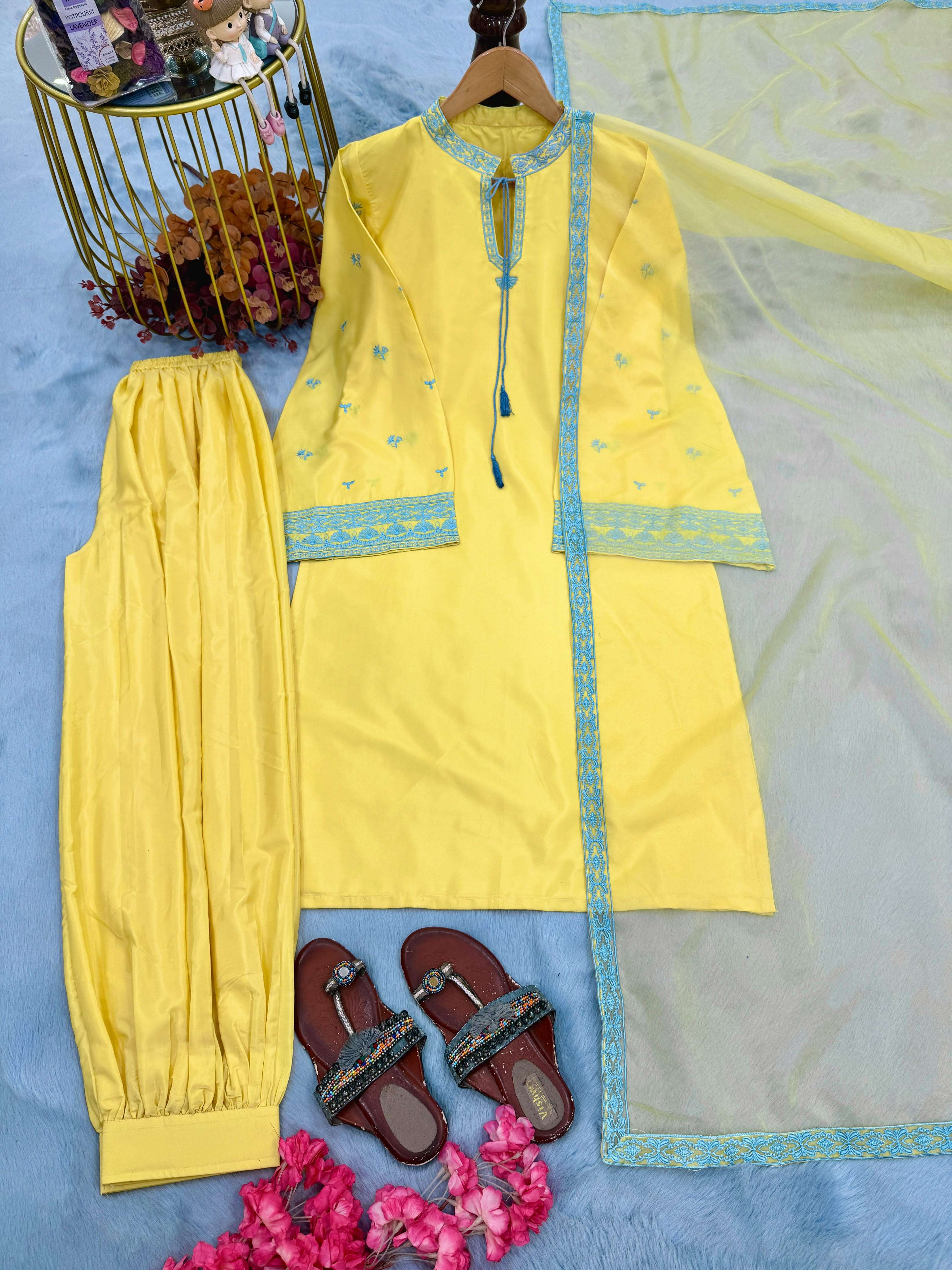 PD 1159 SILK DESIGNER PARTY WEAR LOOK TOP BALLOON PANT WITH DUPATTA SET 