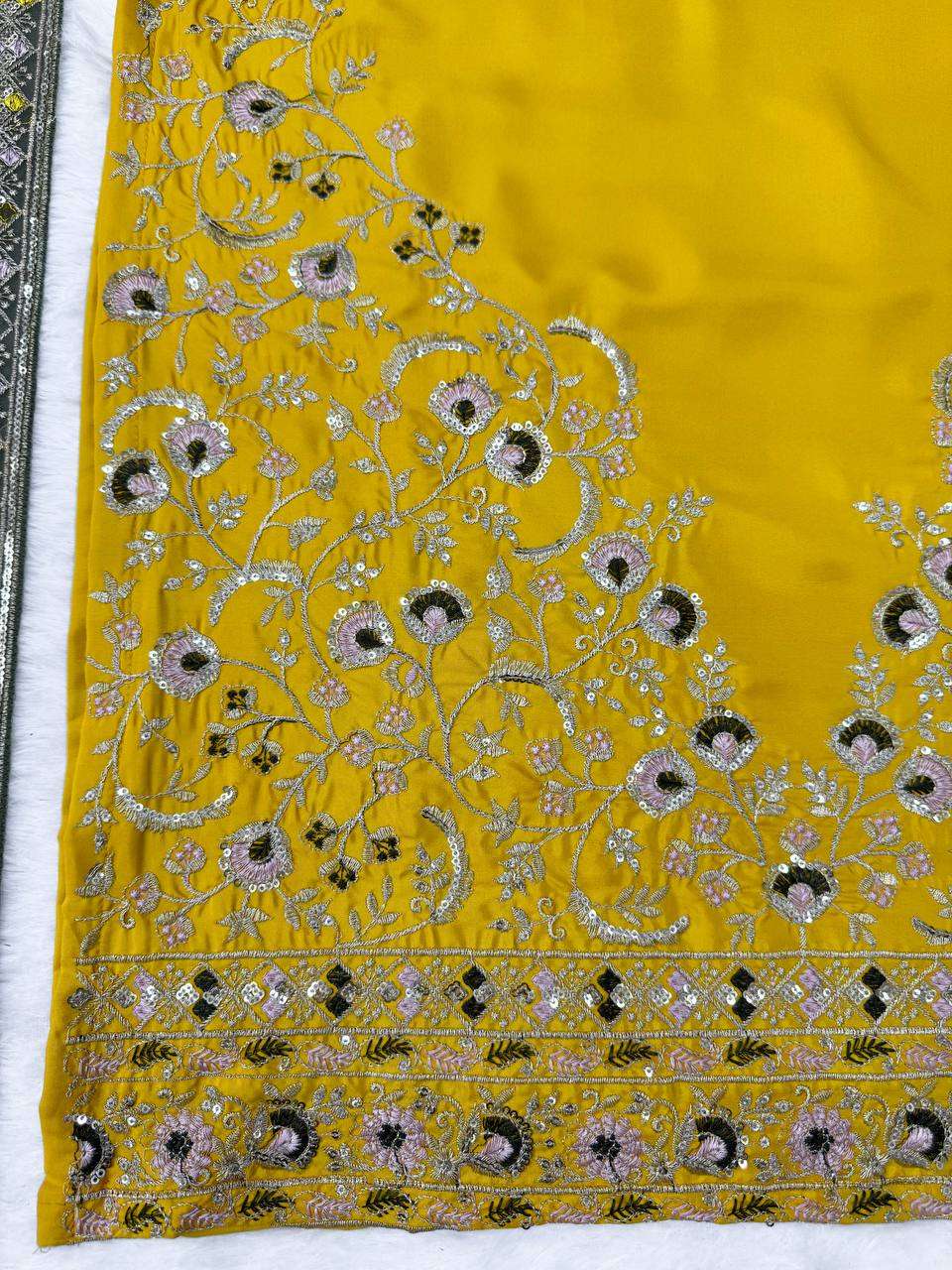 RTC 6044 CREPE BEAUTIFUL DESIGNER LOOK WEDDING FUNCTION WEAR LADIES SUIT