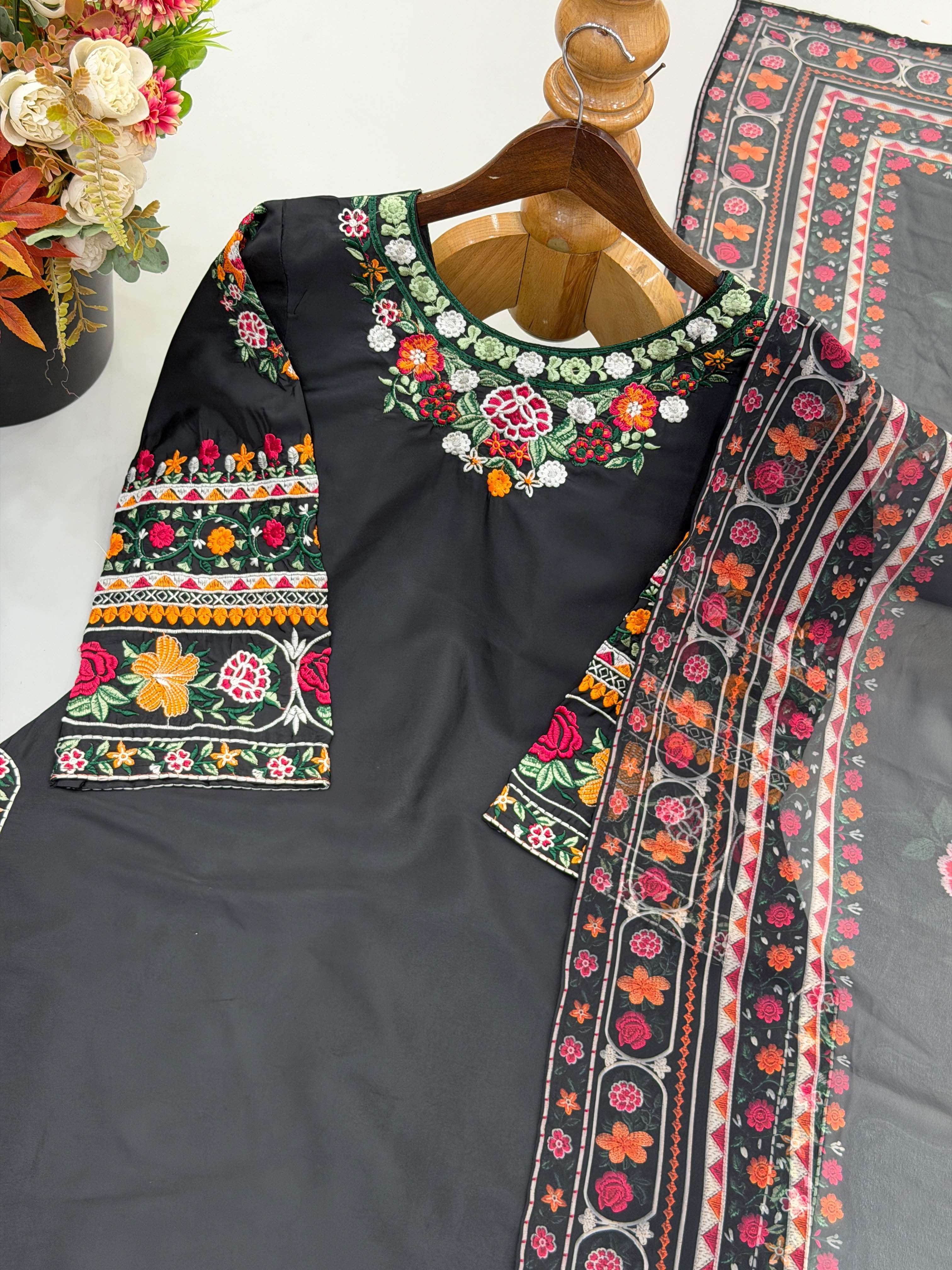 SR 1716 GEORGETTE HEAVY DESIGNER WORK WEDDING WEAR PAKISTANI STYLE SUIT