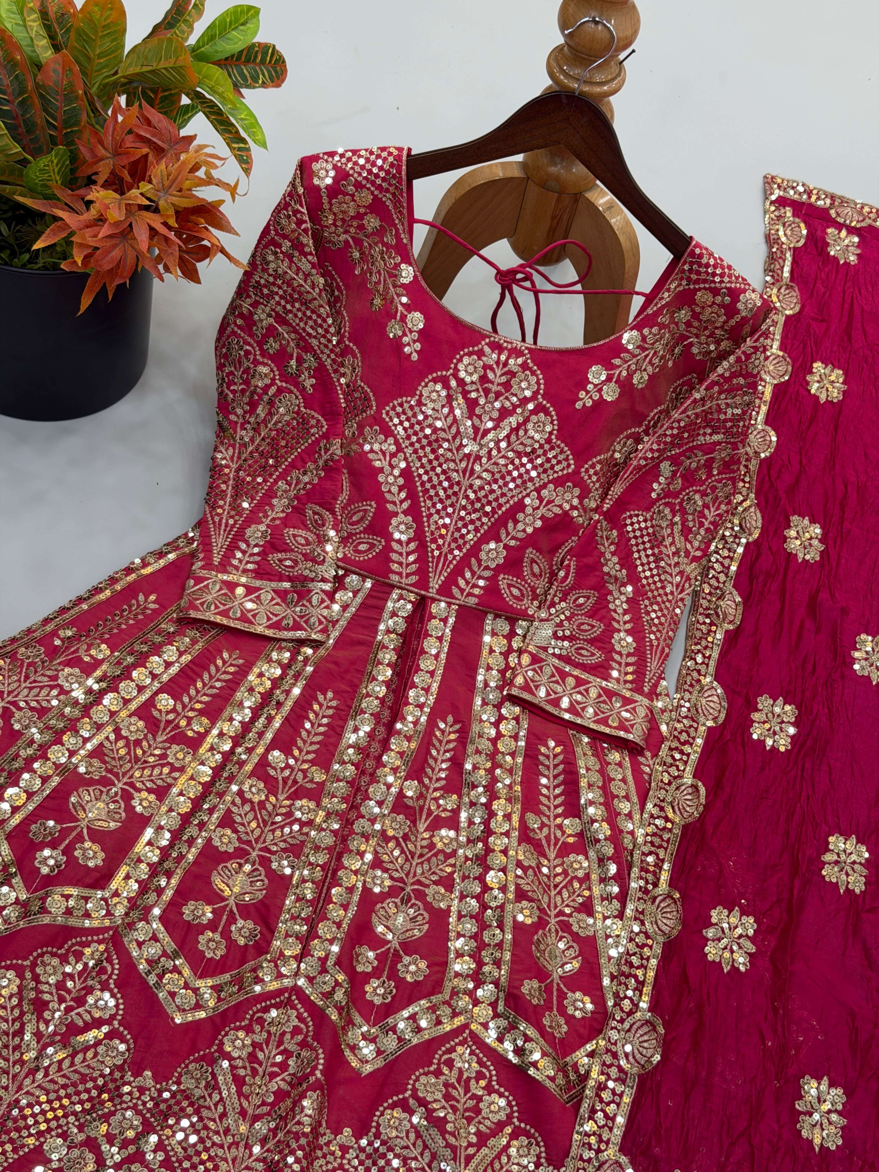 SR 1718 SILK HEAVY EMBROIDERD DESIGNER WEDDING FUNCTION WEAR SUIT