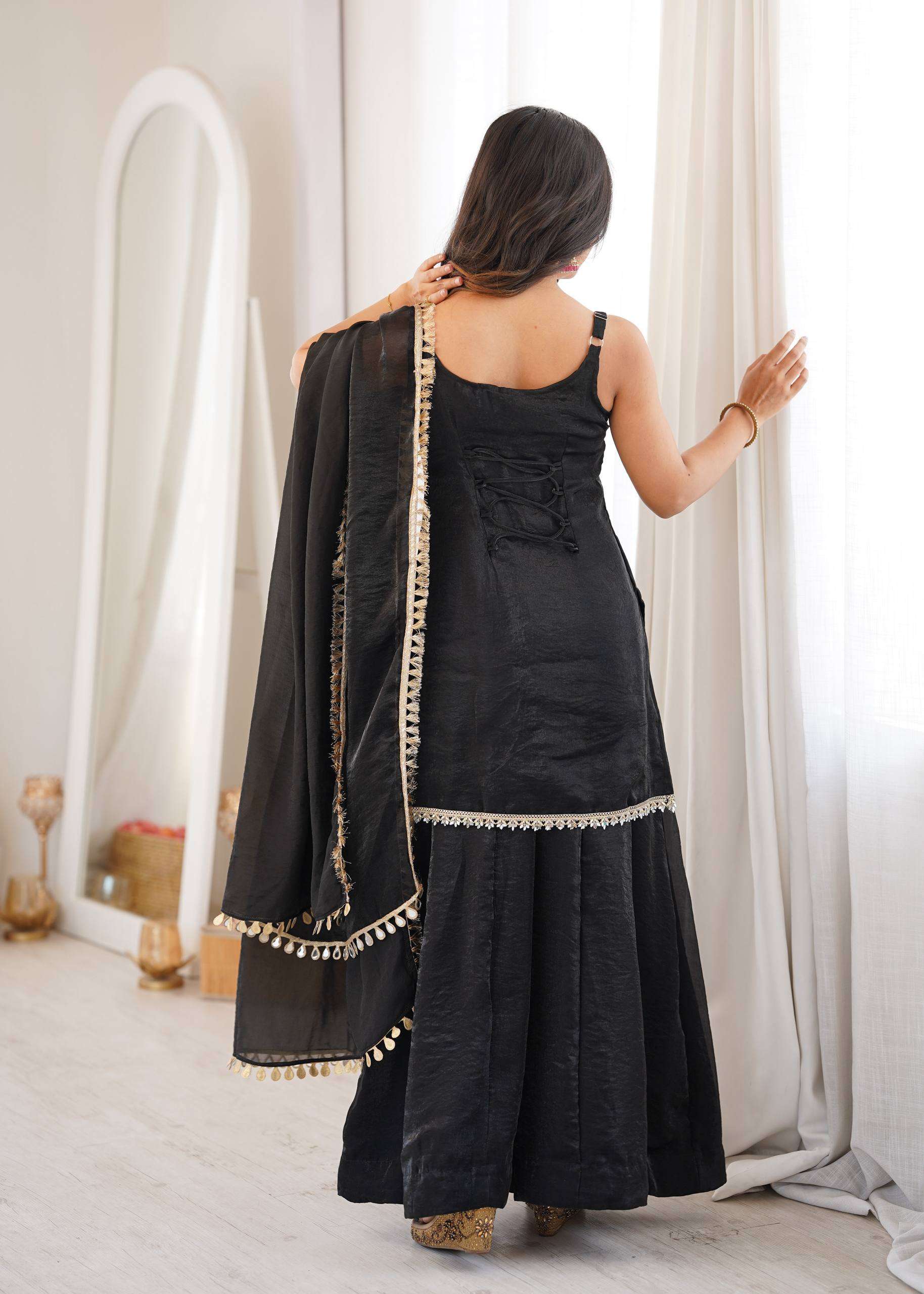 SR 3179 SILK PREETY LOOK DESIGNER PARTY WEAR LADIES TOP SHARARA PLAZZO AND DUPATTA SET 