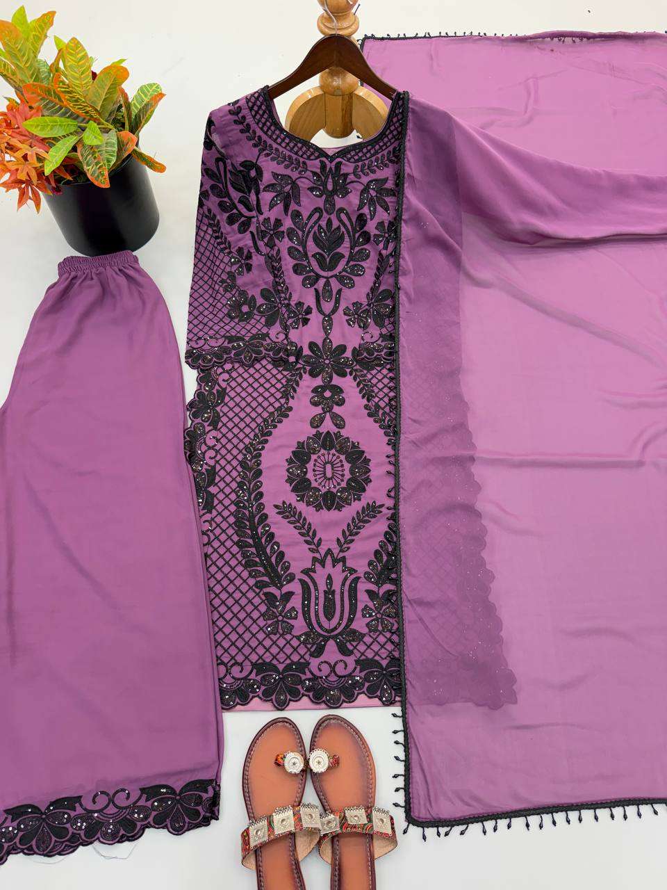 SRK 5364 FOX GEORGETTE SEQUENCE EMBROIDERY DESIGNER WORK PAKISTANI STYLE SUIT
