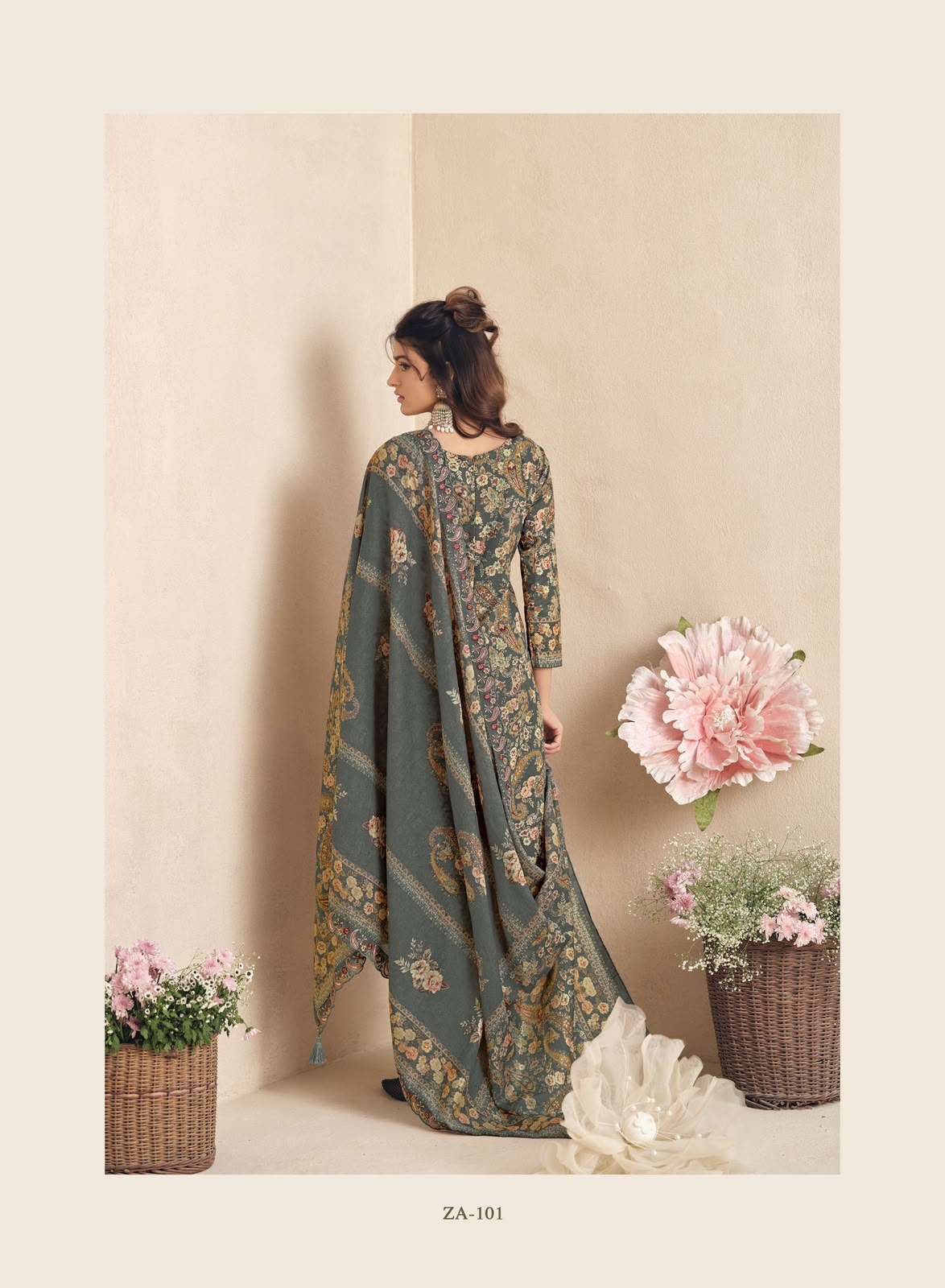 THE HERMITAGE SHOP ZAIRA LAWN COTTON FANCY EMBROIDERY WORK SUIT