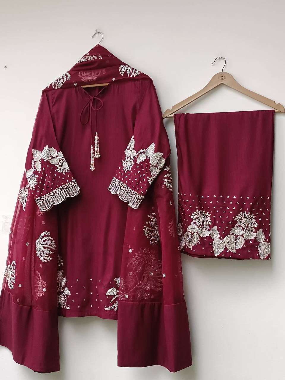 AD 202 CREPE DESIGNER PARTY WEAR LOOK LADIES 3PIECE SET COLLECTION 