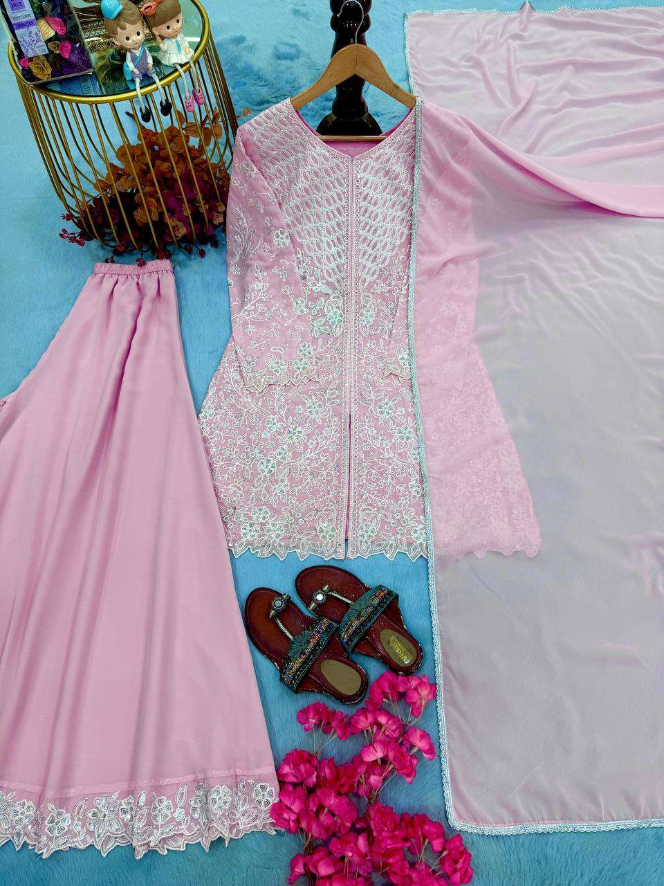AD 245 FOX GEORGETTE HEAVY DESIGNER PARTY WEAR LADIES SUIT