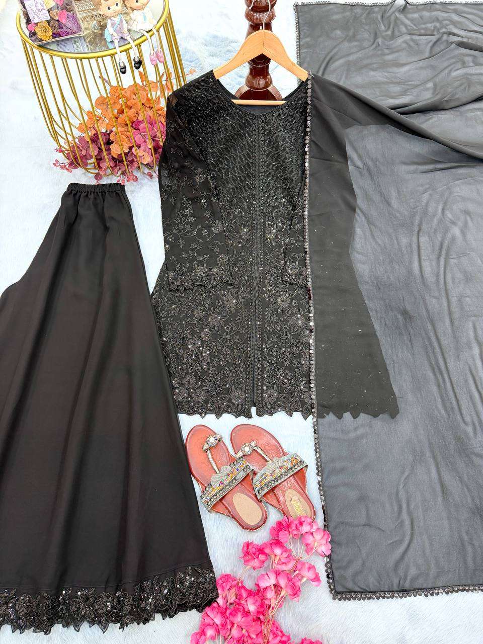 AD 245 FOX GEORGETTE HEAVY DESIGNER PARTY WEAR LADIES SUIT