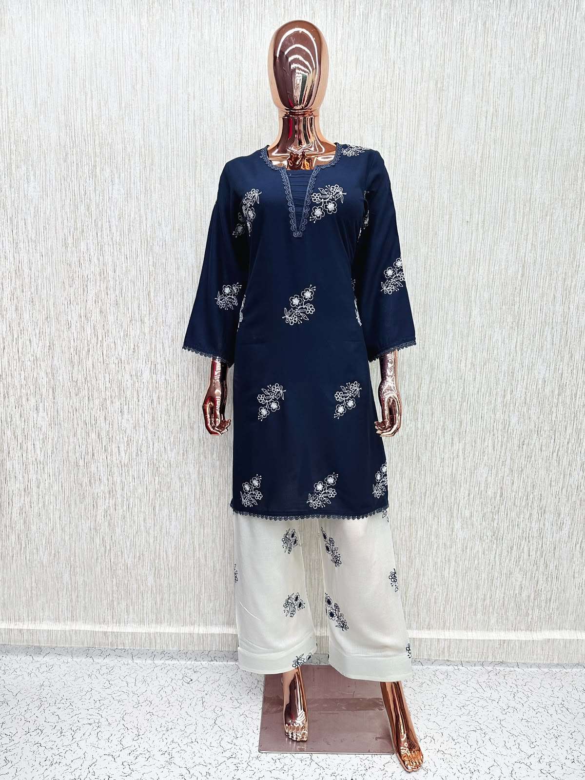 BANDHANI PALACE D NO 020 RAYON PAKISTANI LOOK DESIGNER LADIES KURTI WITH BOTTOM PAIR 
