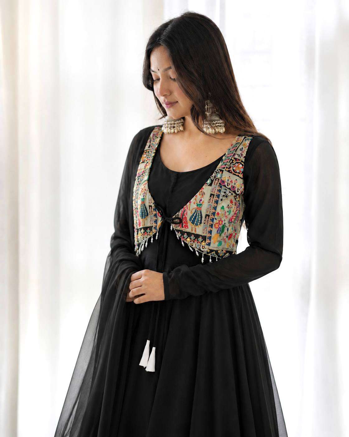 JD 653 GEORGETTE PREETY LOOK DESIGNER PARTY WEAR ANARKALI GOWN STYLE SUIT 