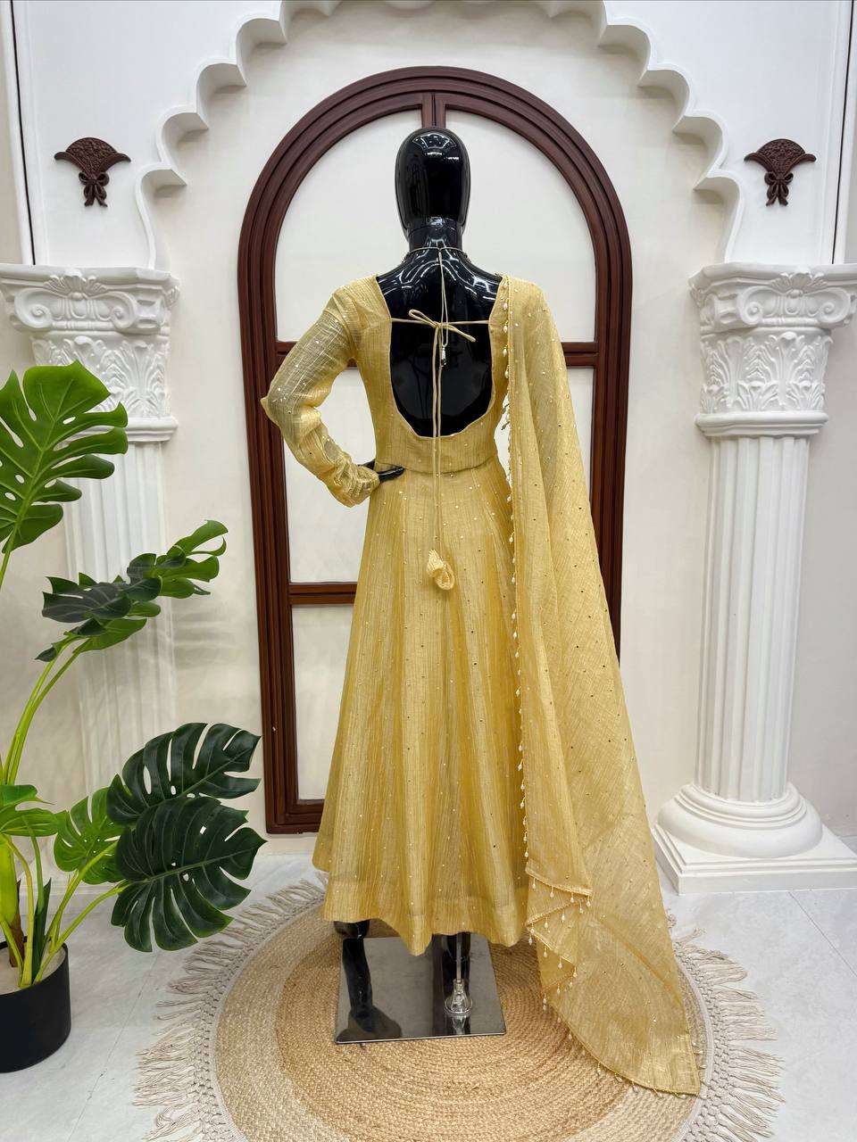 KD 1641 SILK BEAUTIFUL DESIGNER LOOK PARTY WEAR ANARKALI GOWN PENT AND DUPATTA SET 