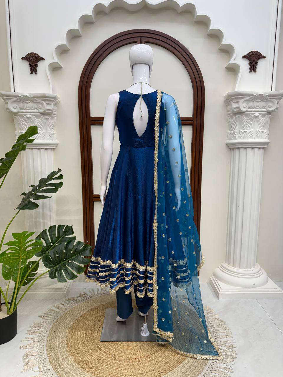 KD 1644 SILK DESIGNER FESTIVE WEAR GOWN PENT AND DUPATTA SET 