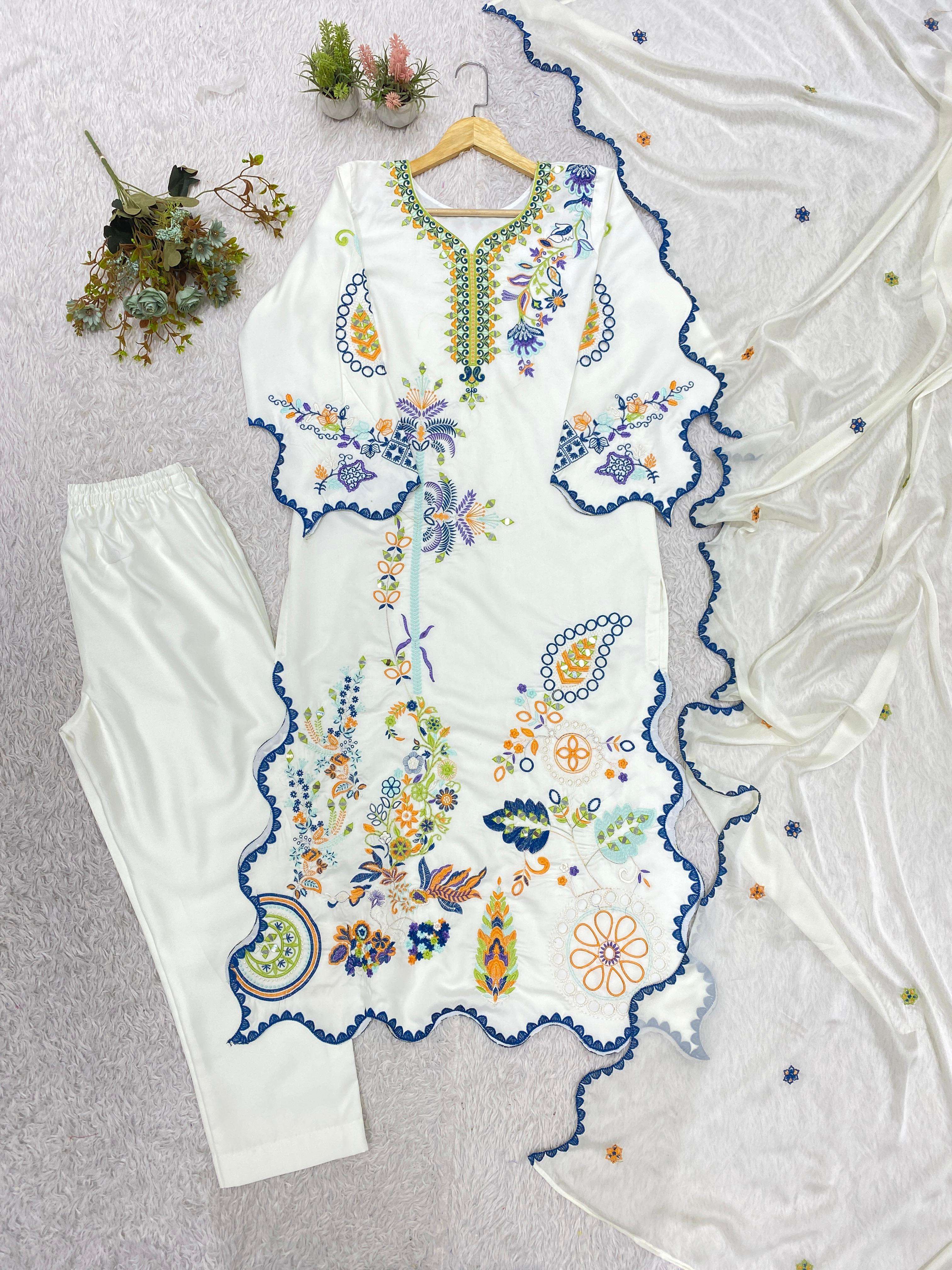 LG 2143 SILK BEAUTIFUL DESIGNER LOOK PAKISTANI STYLE KURTI PANT AND DUPPATTA SET 