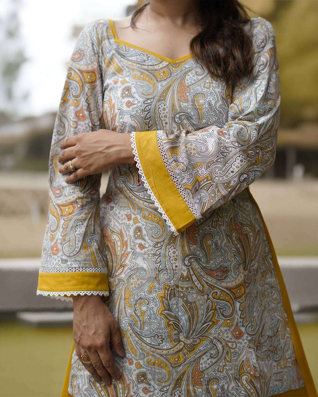 MD 3108 DESIGNER WEAR LOOK LADIES TOP FARSHI SALWAR AND DUPATTA SET 