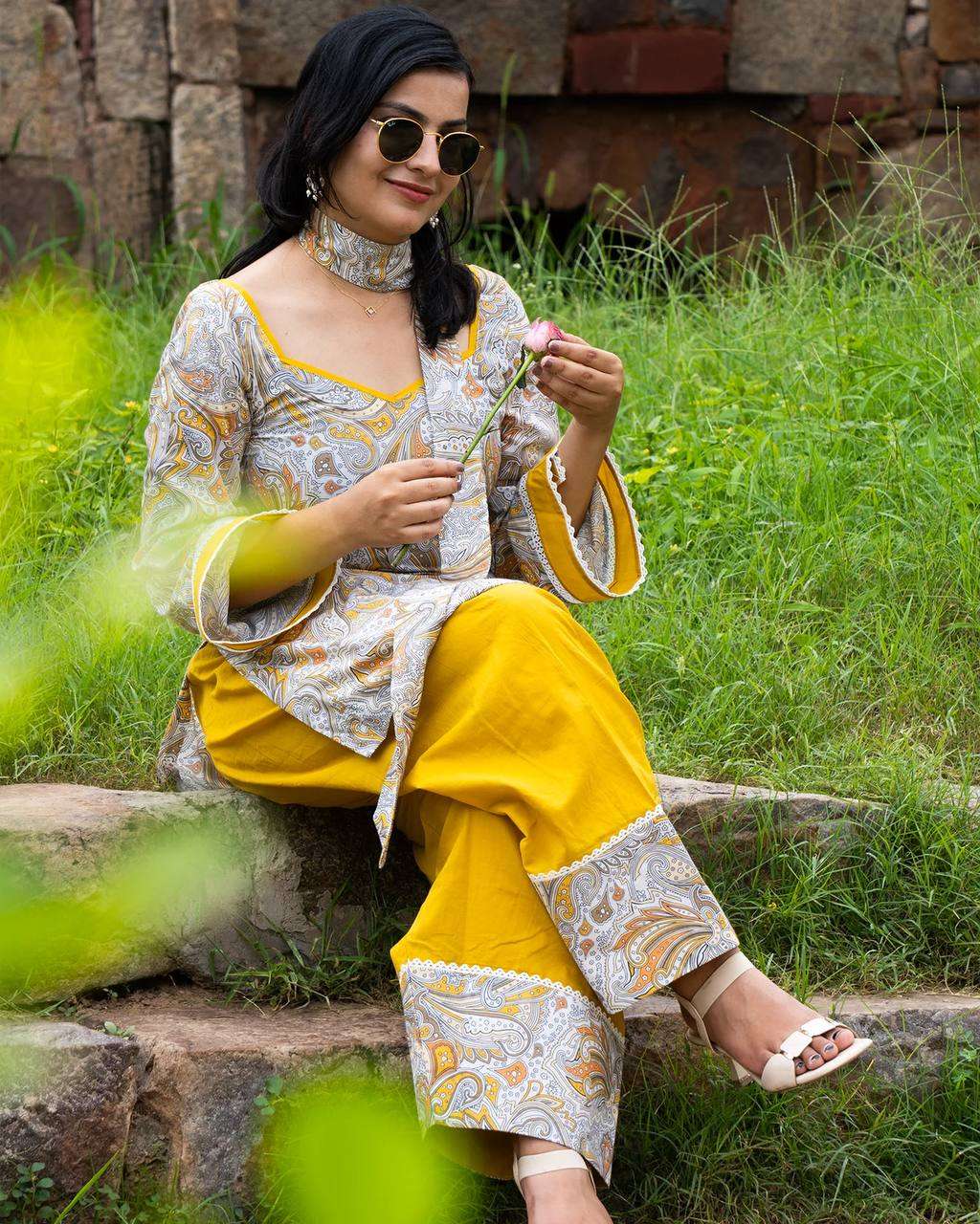 MD 3108 DESIGNER WEAR LOOK LADIES TOP FARSHI SALWAR AND DUPATTA SET 