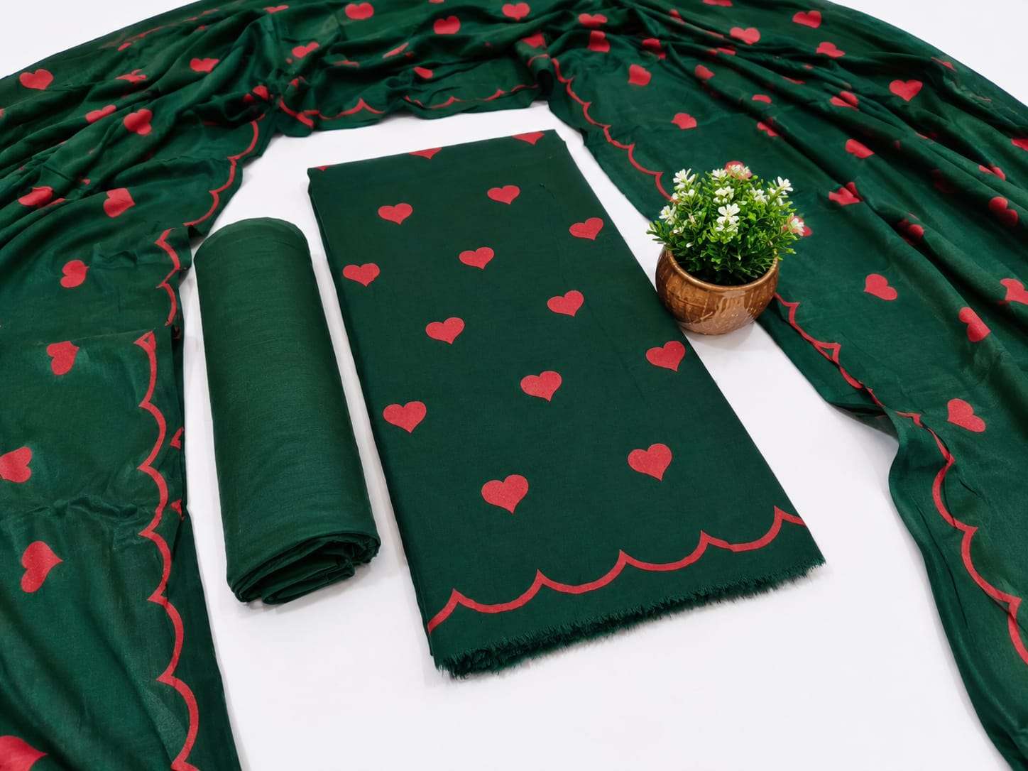 MF SWEET HEART THREE PRINT RAYON DRESS MATERIALS