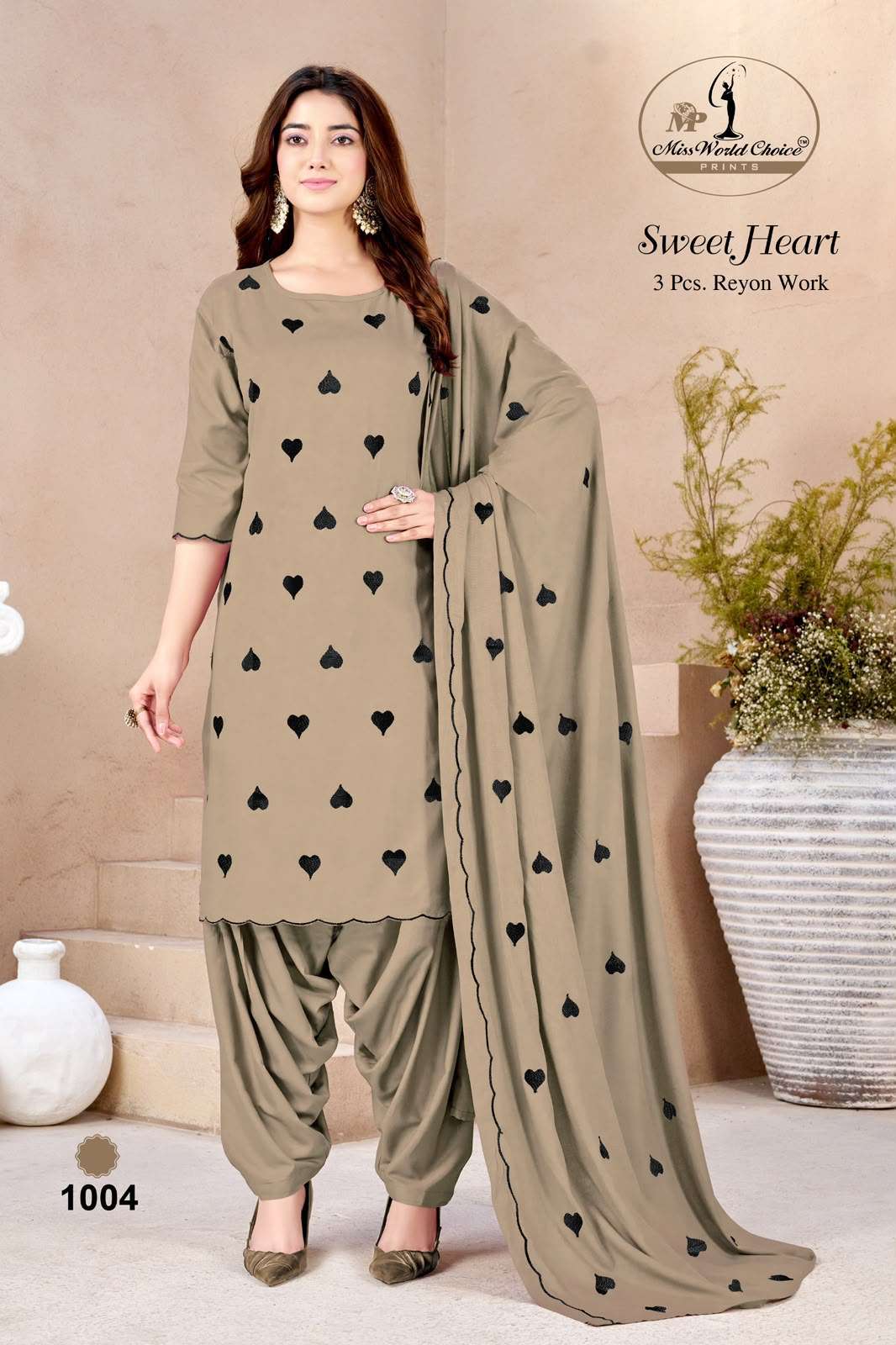 MISS WORLD CHOICE SWEET HEART VOL 1 RAYON PRINT FABRIC FANCY WORKS SUIT