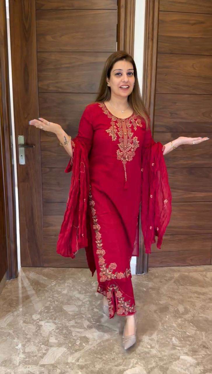 MT 1082 SILK HEAVY EMBROIDERED WORKED FESTIVE WEAR LADIES SUIT
