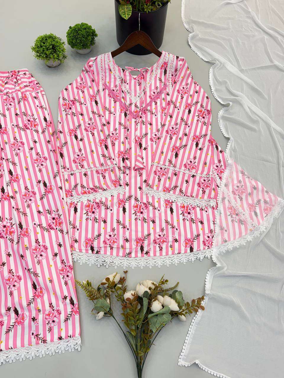 NSR 905 FANCY PREETY LOOKS LADIES TOP FARSHI PLAZZO AND DUPATTA SET 