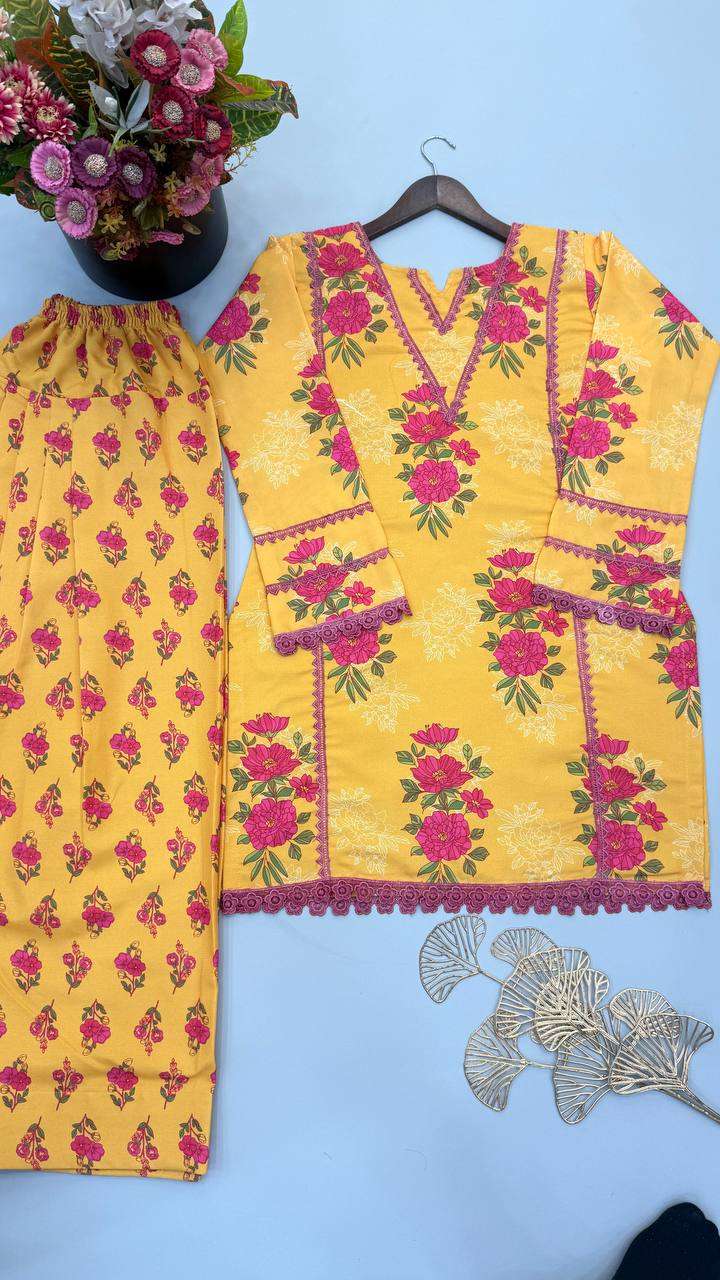 NSR 909 FANCY PREETY LOOK DESIGNER LADIES TOP WITH BOTTOM PAIR 