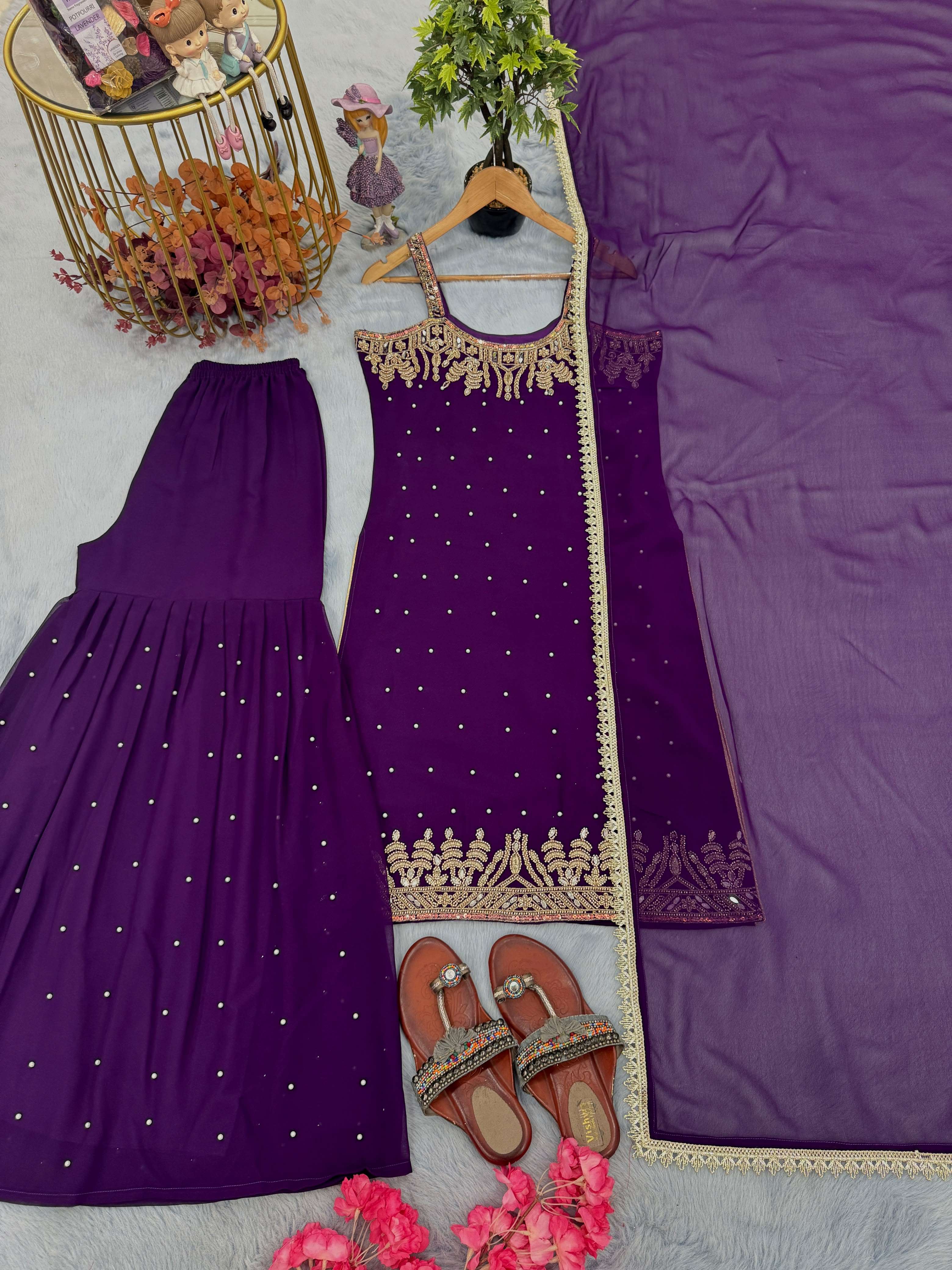 PD 1133 GEORGETTE PREETY LOOK DESIGNER PARTY WEAR LADIES SUIT