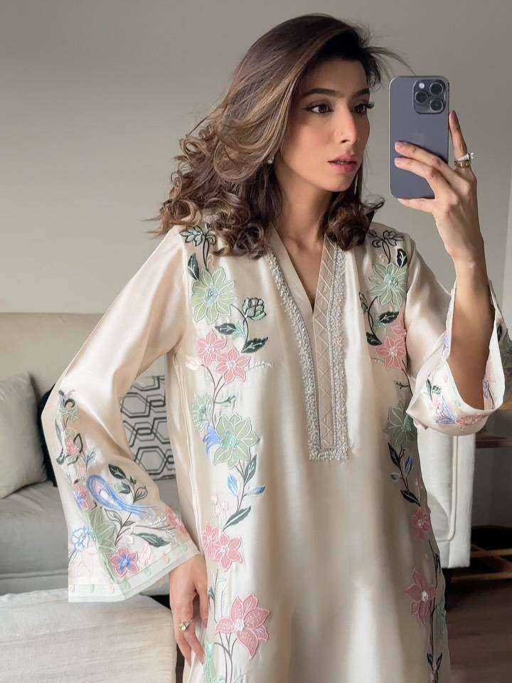 PD 1164 SILK BEAUTIFUL DESIGNER LOOK PARTY WEAR SUIT