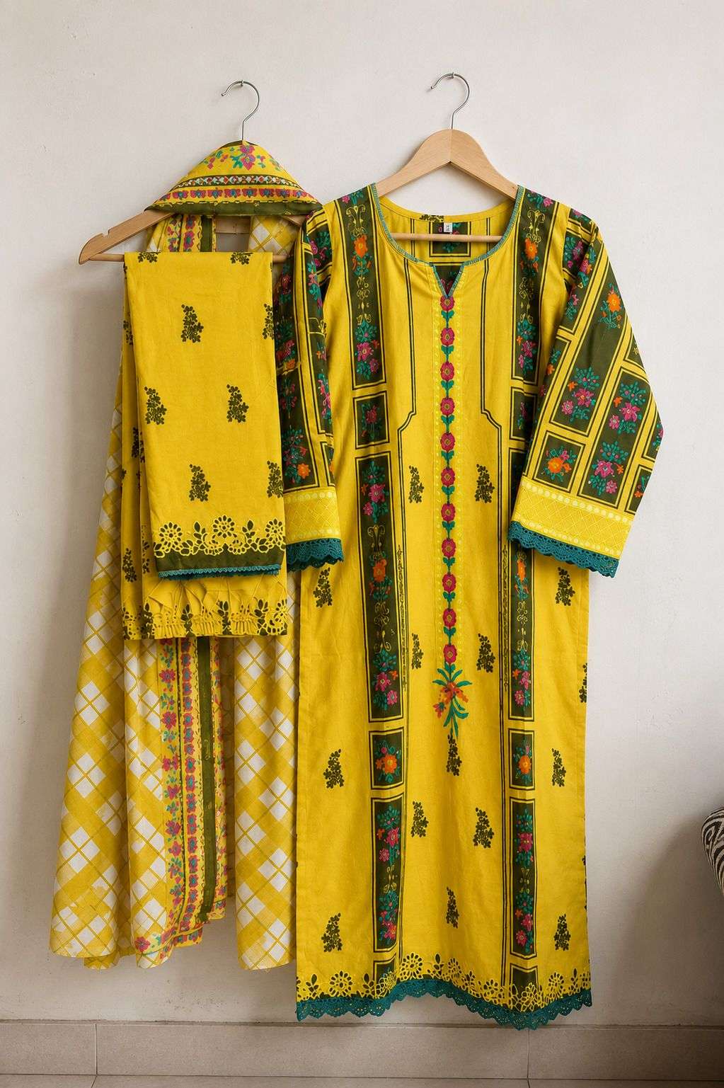 SAANVI TRENDS JADE CRIMSONS VOL 18 READY MADE COLLECTION 