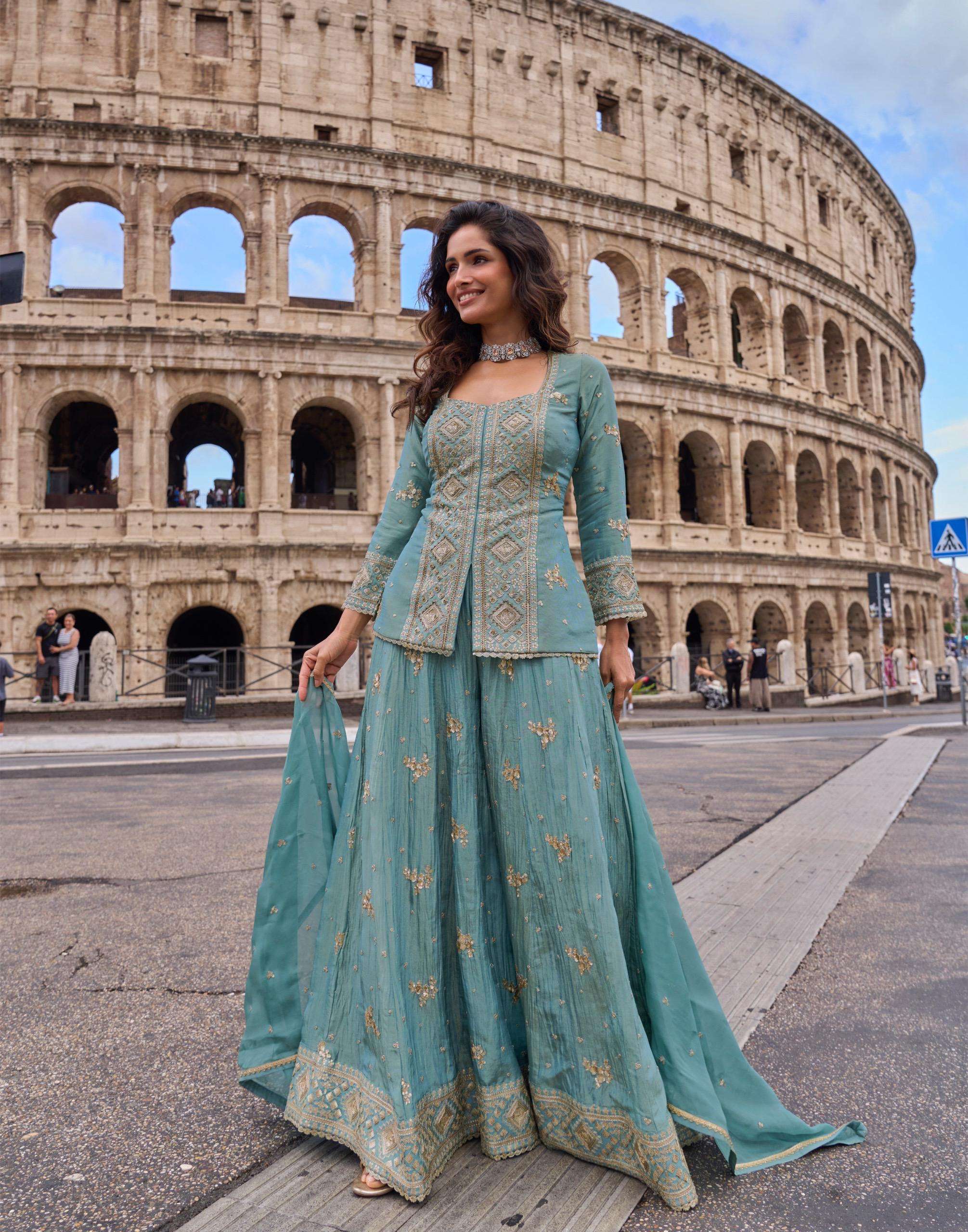 SAYURI DESIGNER MEHAR SILK BEAUTIFUL DESIGNER LOOK WEDDING FUNCTION WEAR LADIES SUIT
