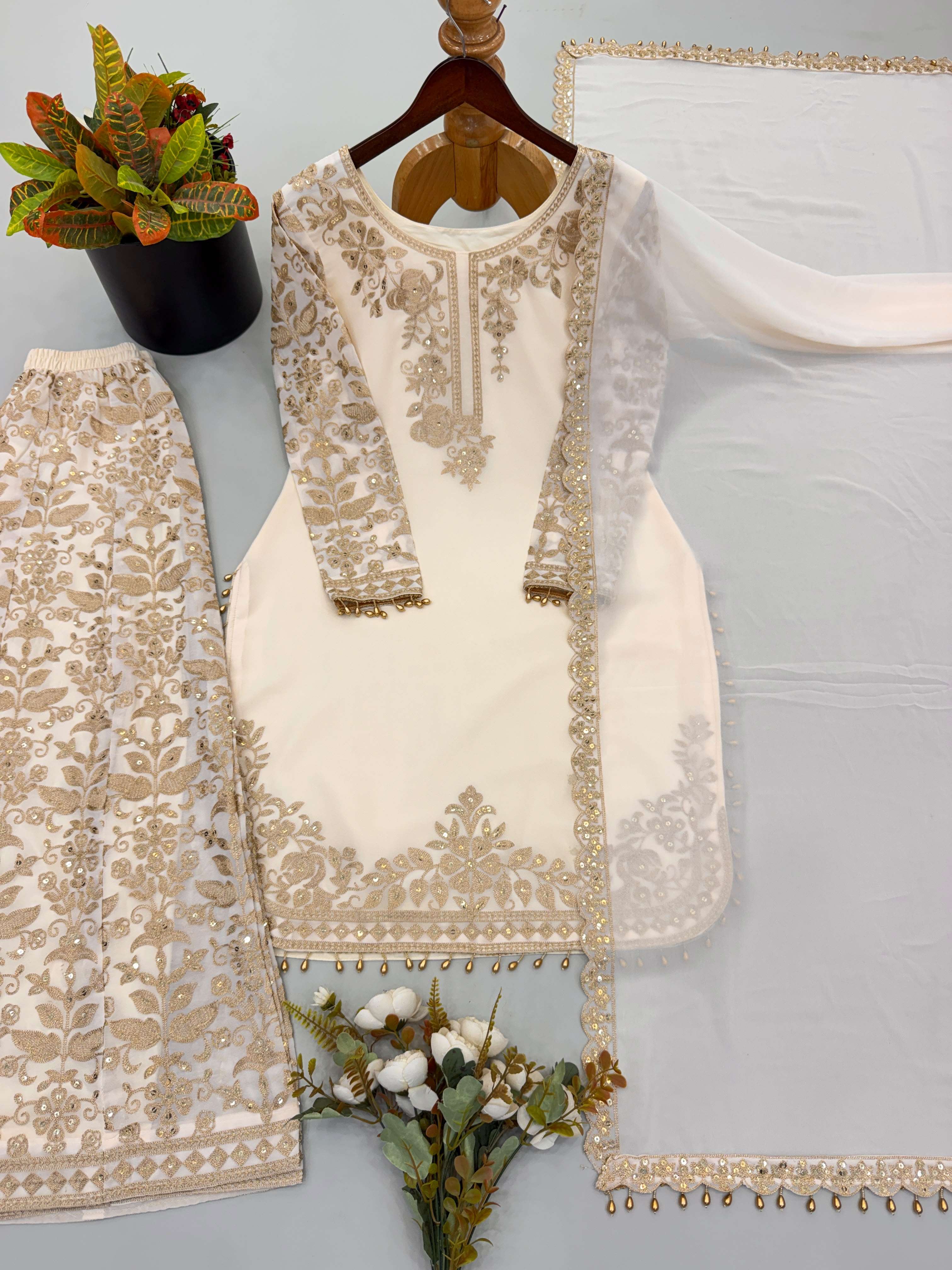SR 1720 GEORGETTE SEQUENCE EMBROIDERY DESIGNER WORK PARTY WEAR LADIES SUIT