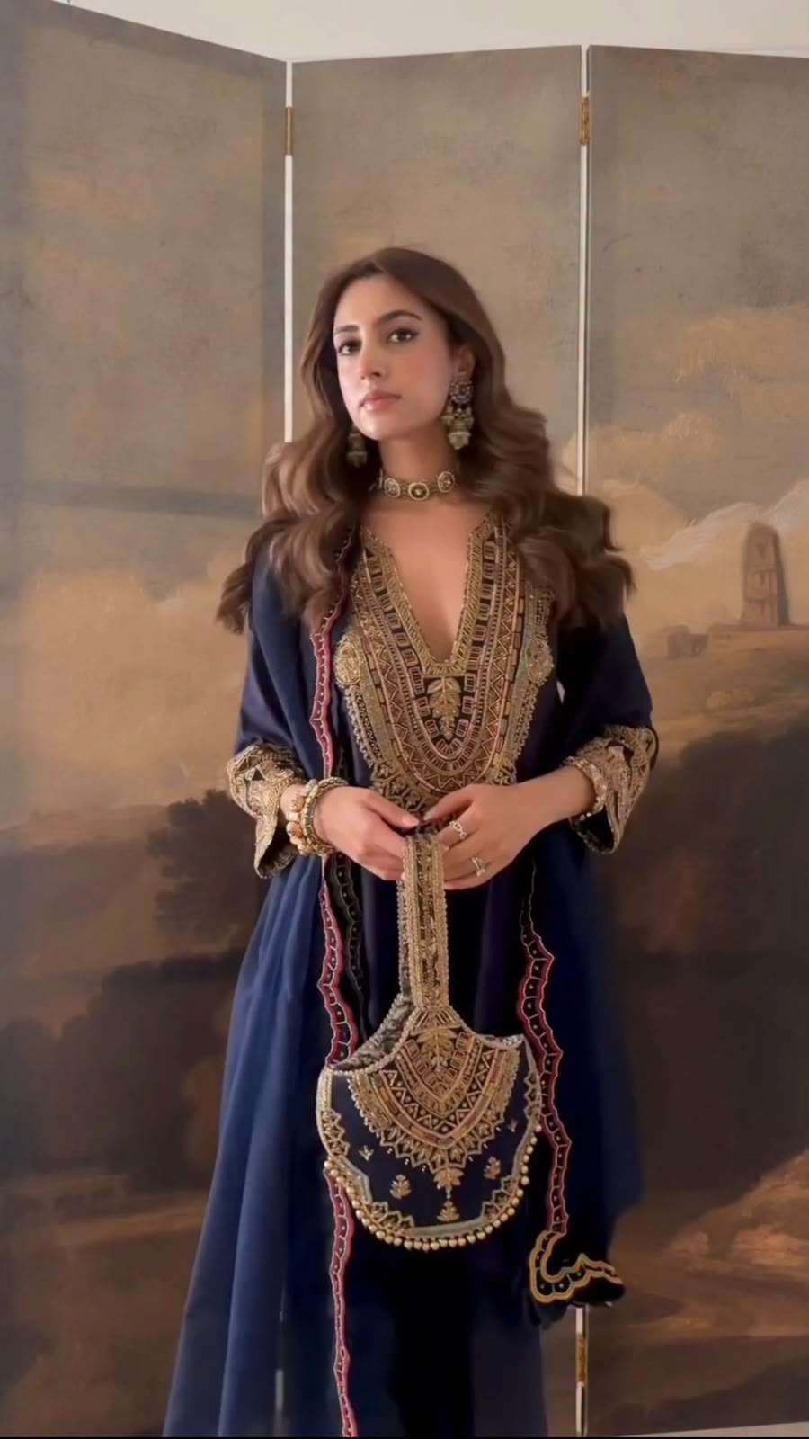 SR 1722 SILK BEAUTIFUL DESIGNER WORK FESTIVE WEAR LADIES SHARARA SUIT