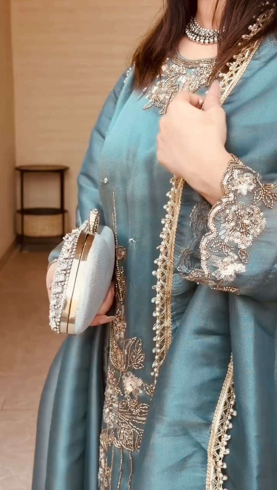 SSR 537 SILK BEAUTIFUL DESIGNER LOOK PARTY WEAR LADIES SUIT