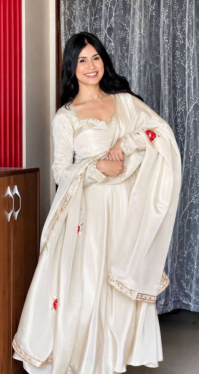 SSR 551 SILK WITH PREETY LOOK DESIGNER LADIES ANARKALI GOWN STYLE KURTI WITH PANT AND DUPPATTA SET 