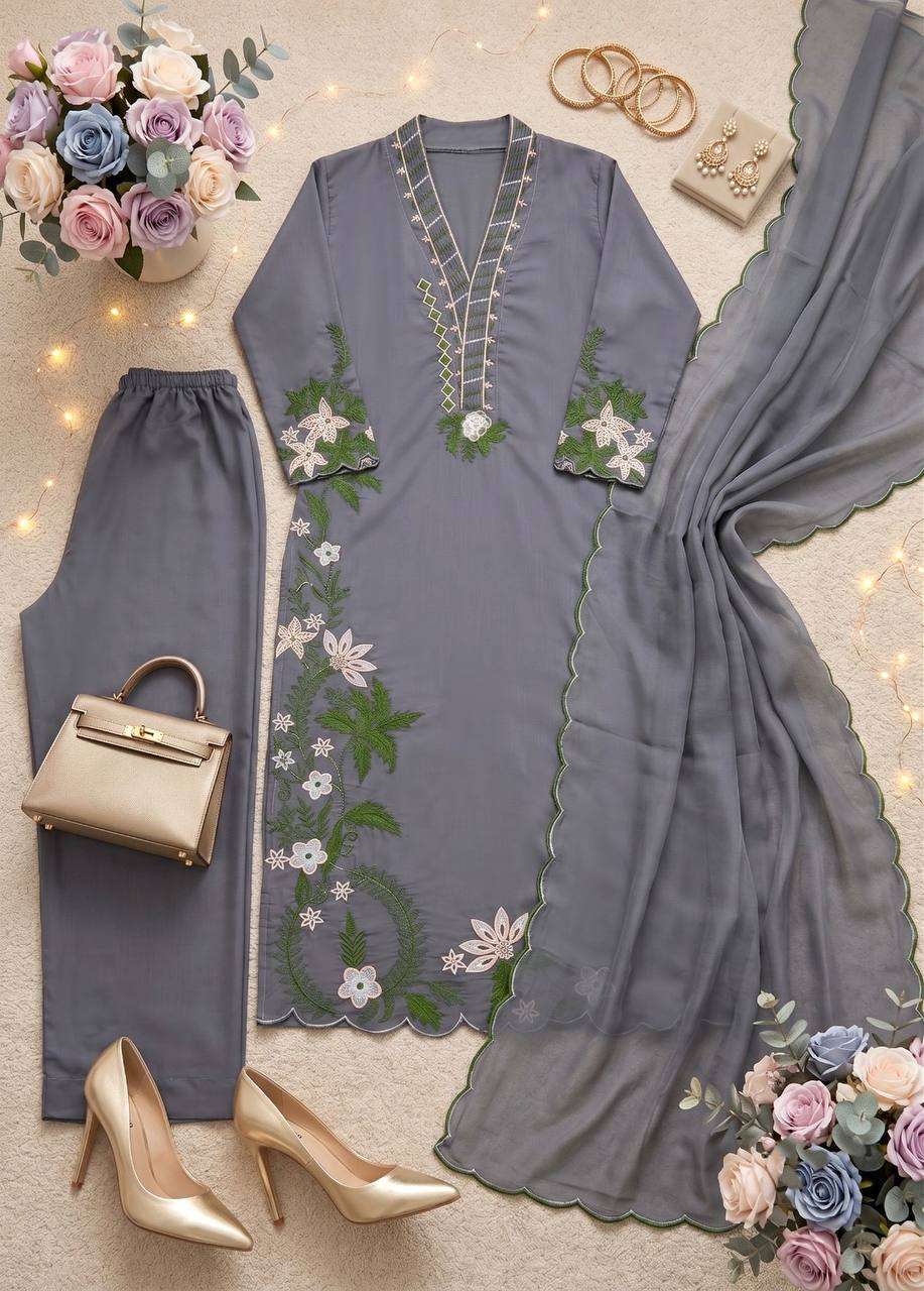 ST 249 ROMAN SILK HEAVY EMBROIDERY THREAD WORK 3 PIS SUIT SET