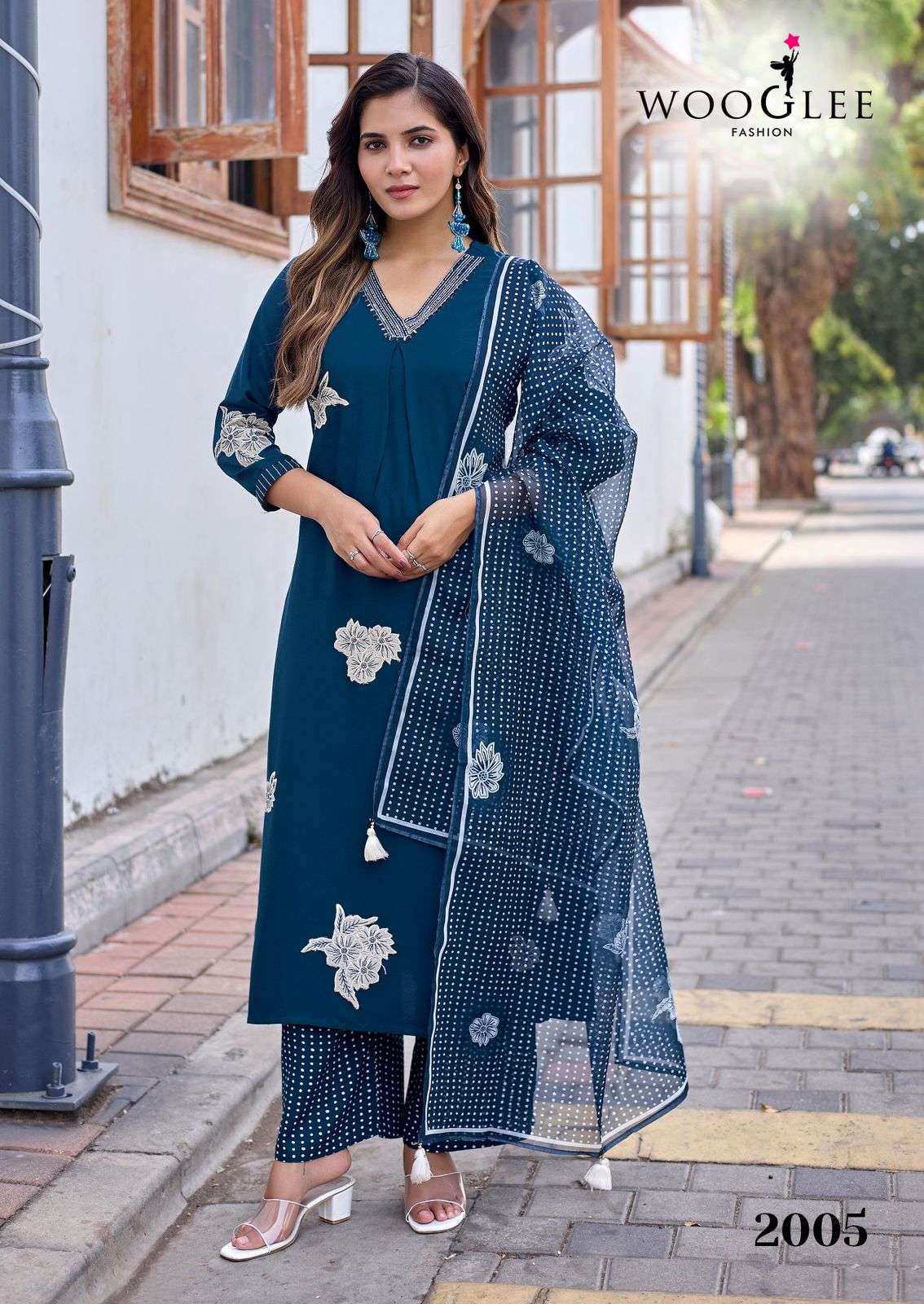 WOOGLEE VASUDHA RAYON FANCY WORKS LADIES KURTI BOTTOM AND ORGANZA DUPATTA SET