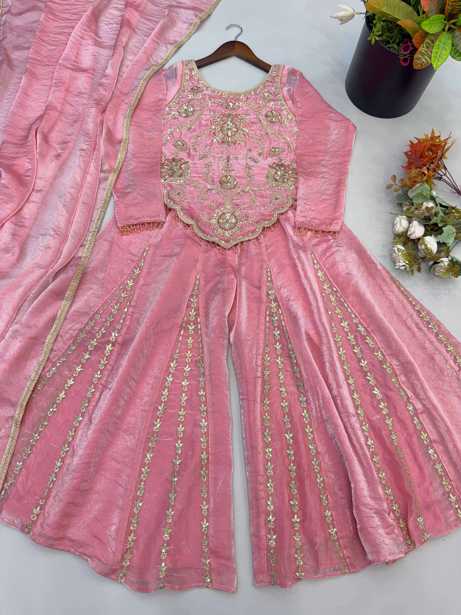 ZSR 3184 SILK PREETY LOOK DESIGNER LADIES PARTY WEAR LADIES SUIT