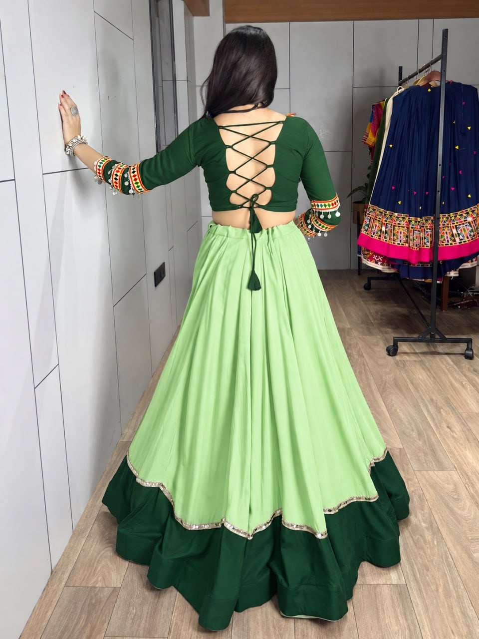 BANDHANI PALACE UTSAVI COTTON DESIGNER WORK NAVRATRI WEAR LEHENGA CHOLI 