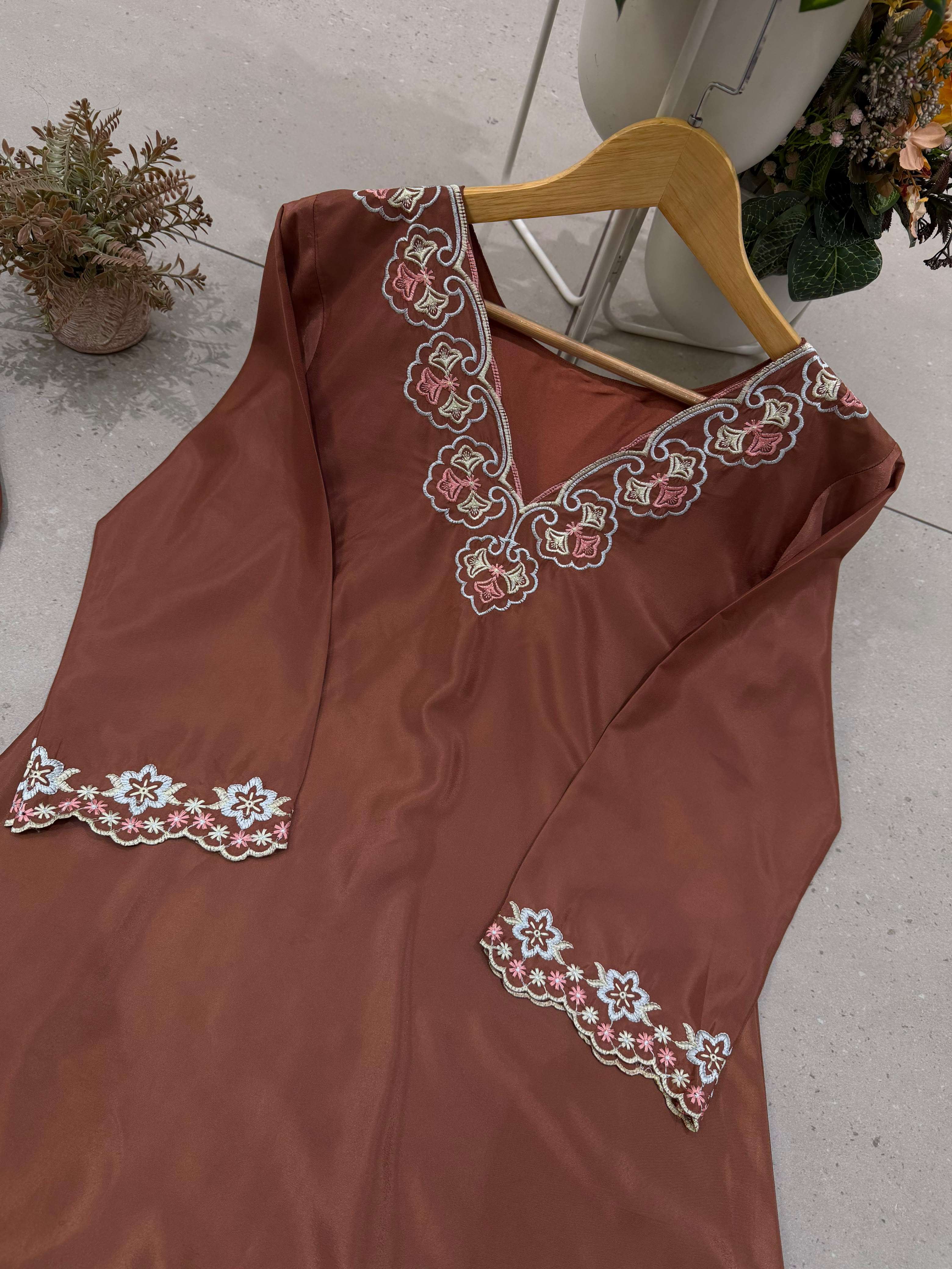 BE 511 DESIGNER EMBROIDERED WORKED FANCY CO-ORD SET TOP AND PLAZZO ⁠PAIR