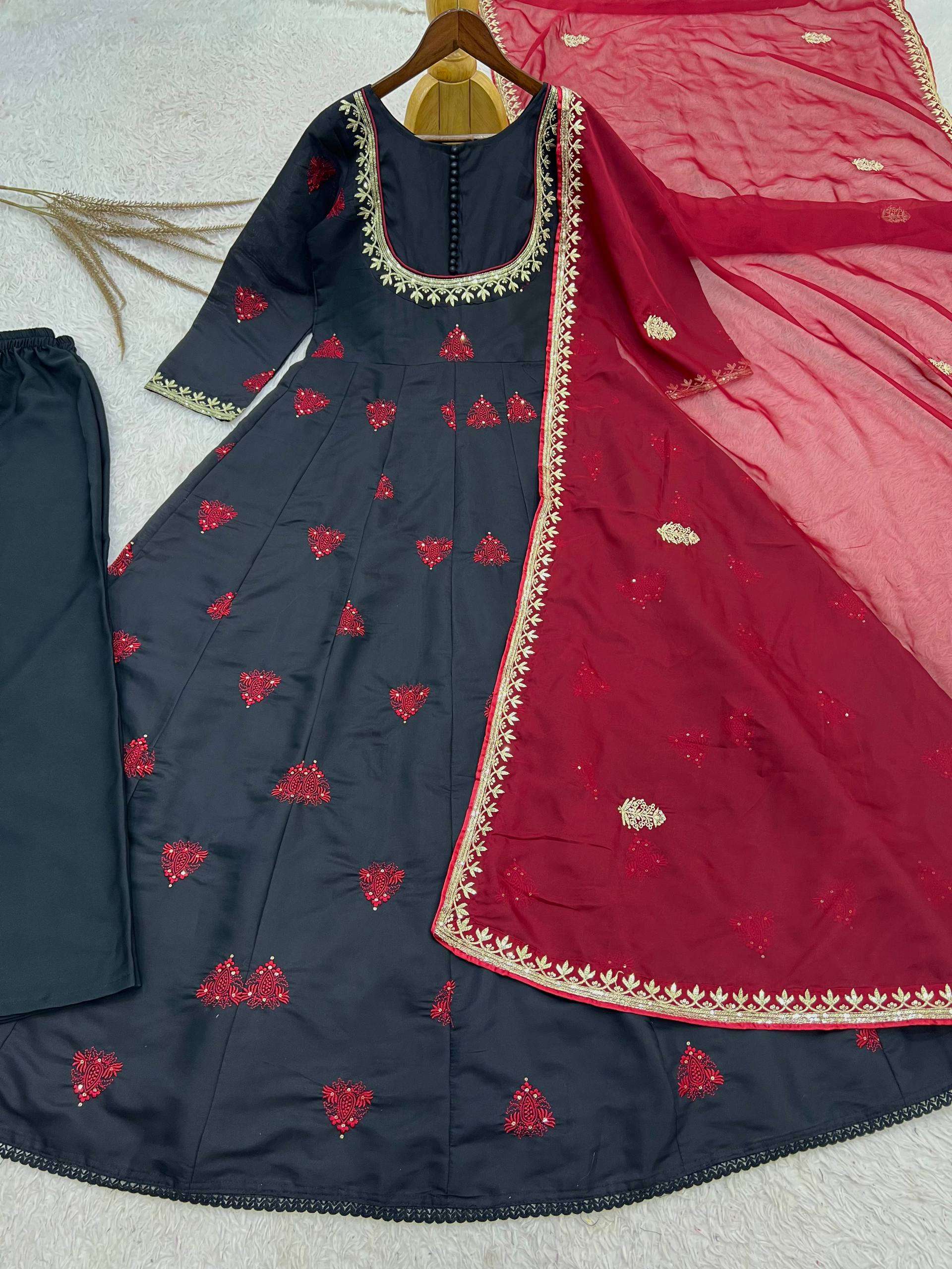 HK 1740 COTTON PREETY LOOKS DESIGNER ANARKALI STYLE LADIES 3PCS SET COLLECTION 