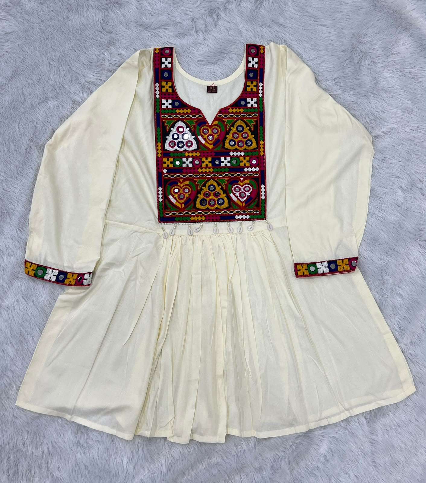 INLI GAMTHI UTSAV RAYON FANCY WORKS LADIES NAVRATRI WEAR LADIES TOP
