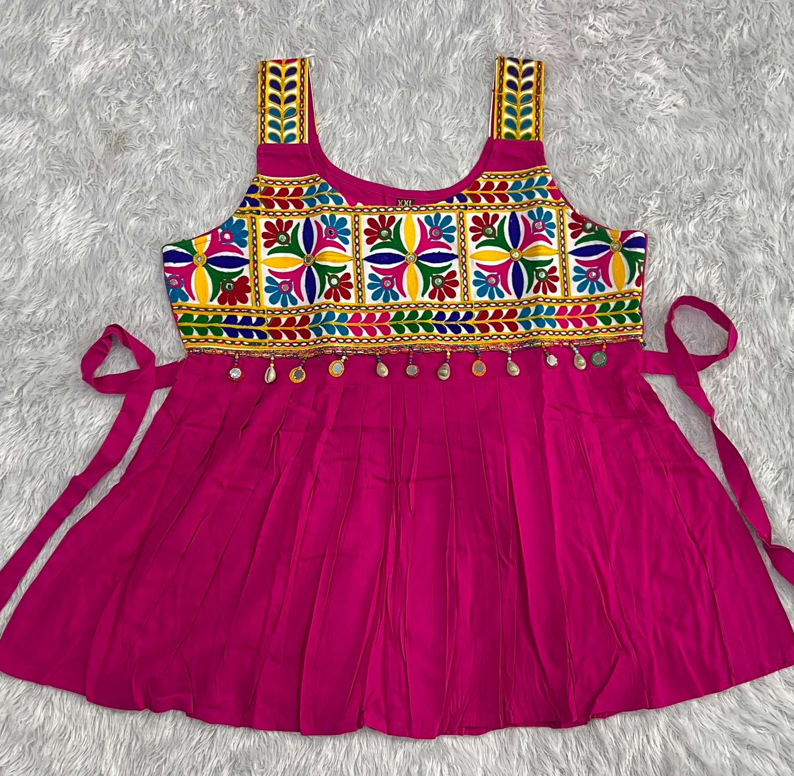INLI PANKHI RAYON FANCY GAMTHI EMBROIDERY WORKS NAVRATRI WEAR LADIES TOP