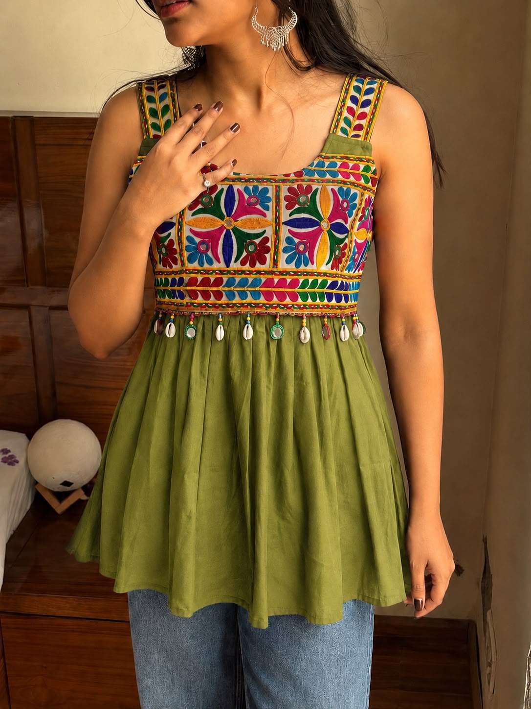 INLI PANKHI RAYON FANCY GAMTHI EMBROIDERY WORKS NAVRATRI WEAR LADIES TOP