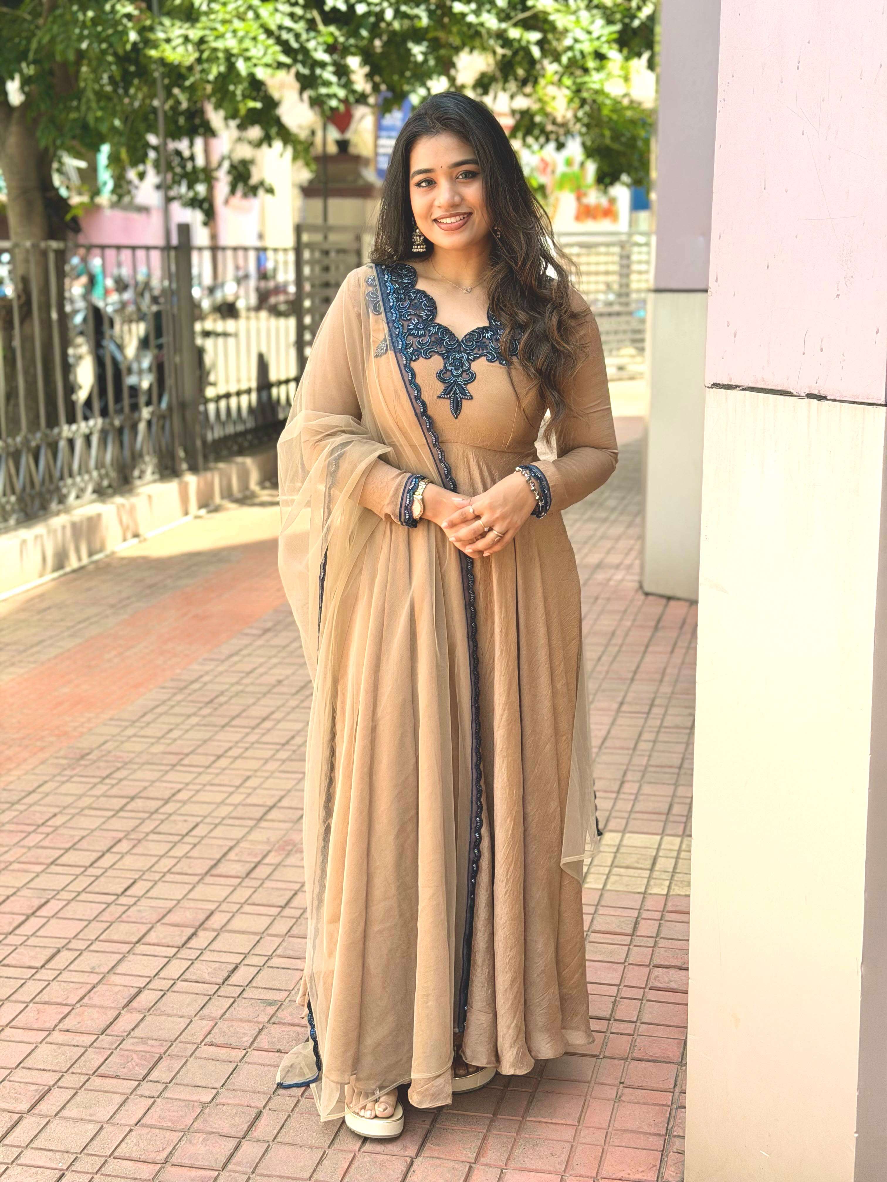 JF 058 CRUSH FABRIC BEAUTIFUL DESIGNER LOOK GOWN PANT WITH DUPATTA SET 