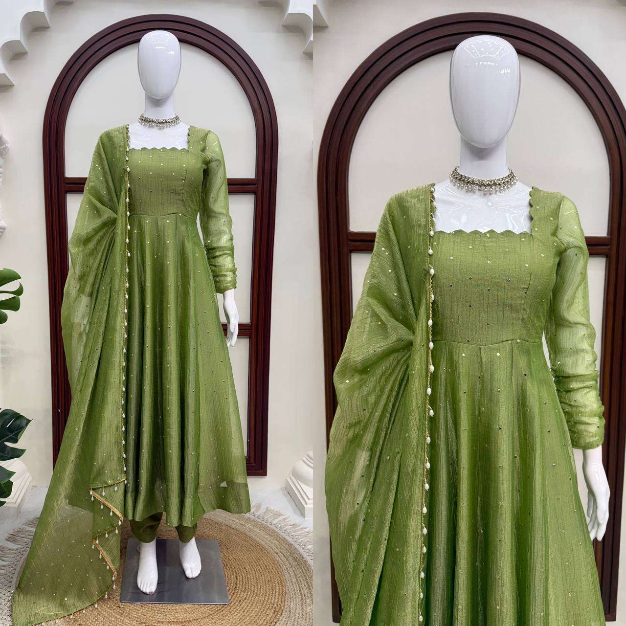 KD 1641 SILK BEAUTIFUL DESIGNER LOOK PARTY WEAR ANARKALI GOWN PENT AND DUPATTA SET 