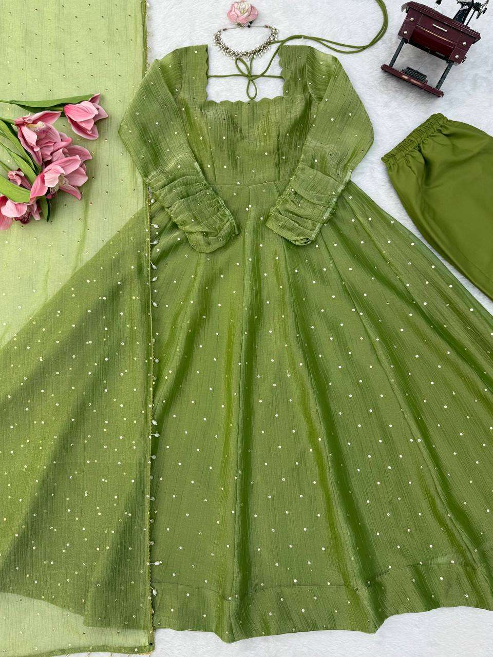 KD 1641 SILK BEAUTIFUL DESIGNER LOOK PARTY WEAR ANARKALI GOWN PENT AND DUPATTA SET 