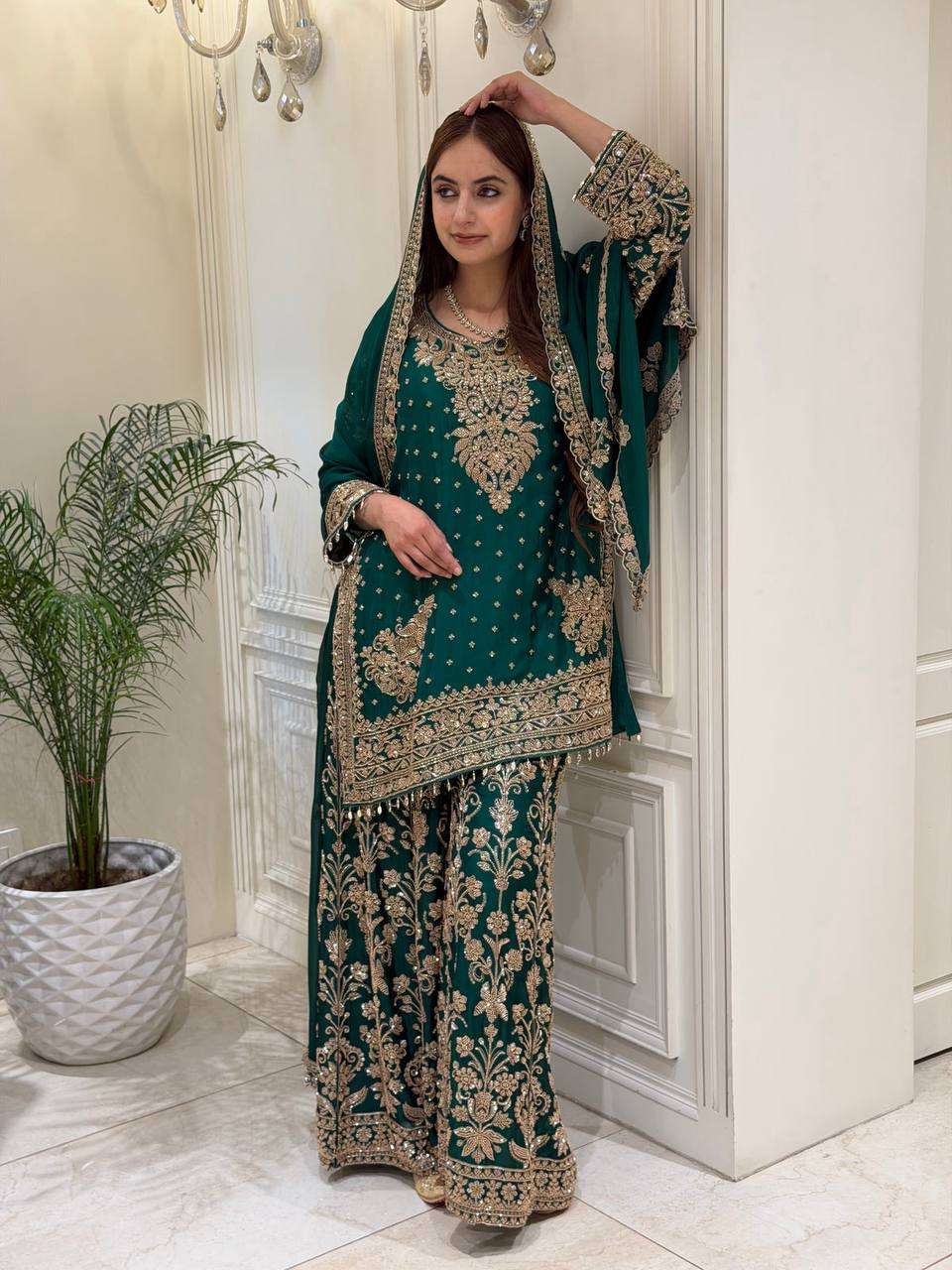 KF 1733 FOX GEORGETTE HEAVY EMBROIDERY DESIGNER WEDDING WEAR SUIT