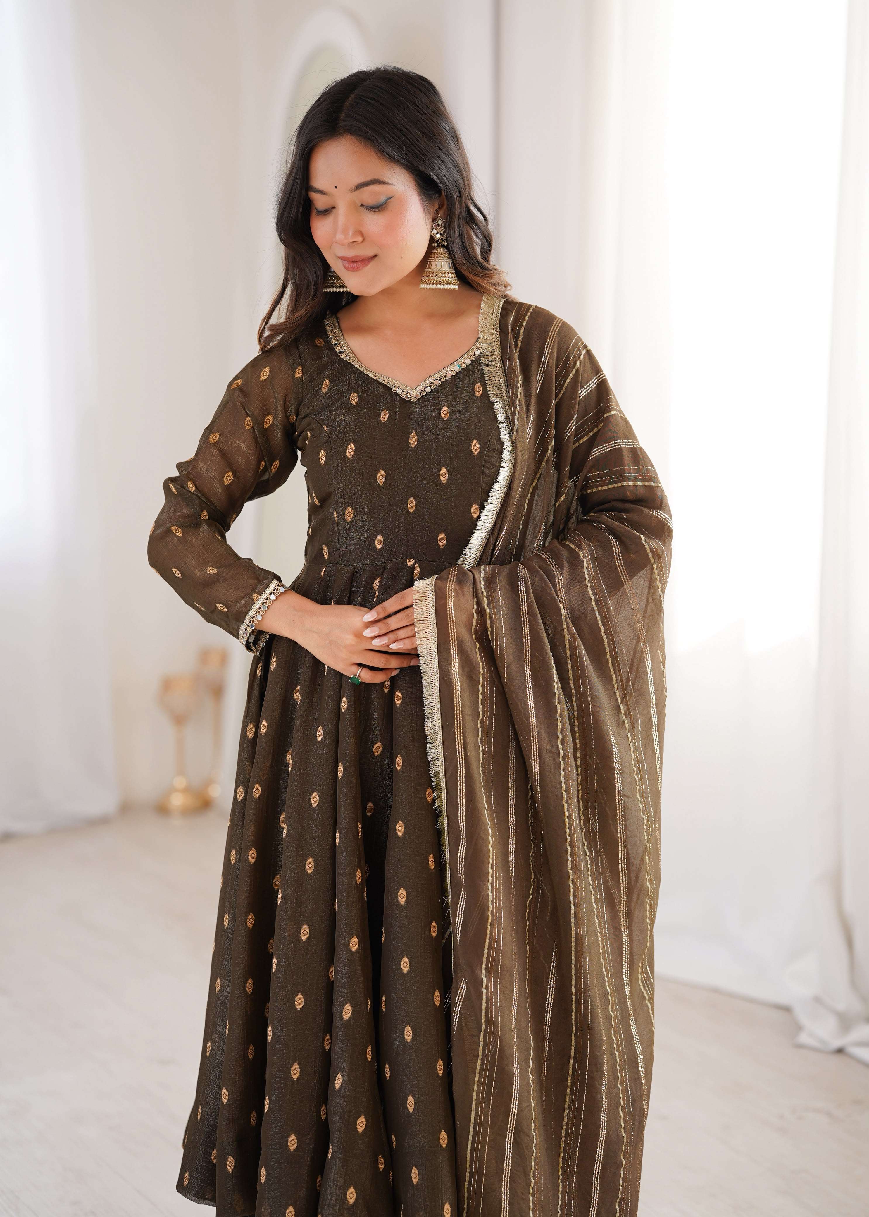LG 5021 PREETY LOOK DESIGNER LADIES ANARKALI GOWN STYLE THREE PCS SET