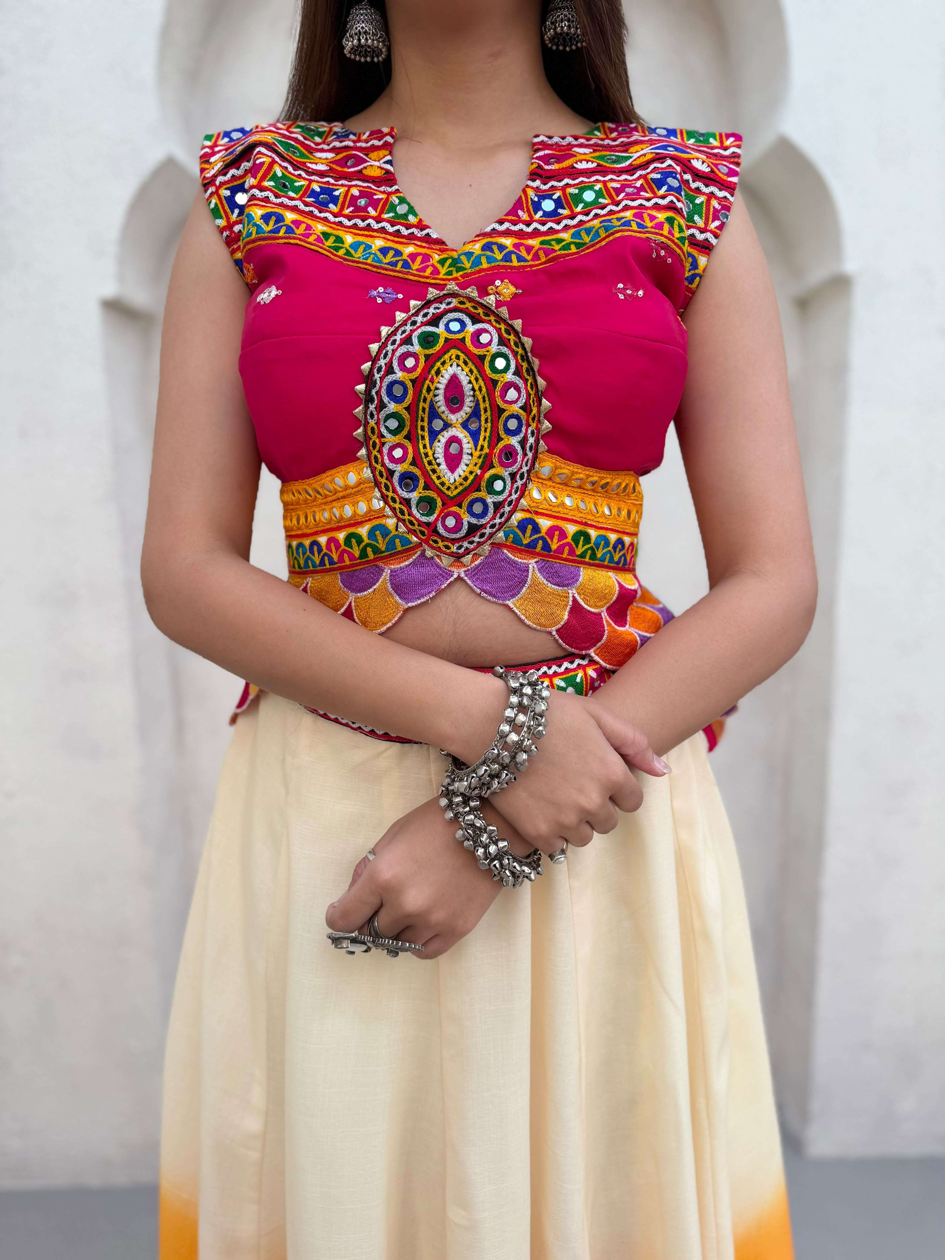 LM 32 SILK DESIGNER WORK NAVRATRI WEAR LADIES LEHENGA CHOLI SET