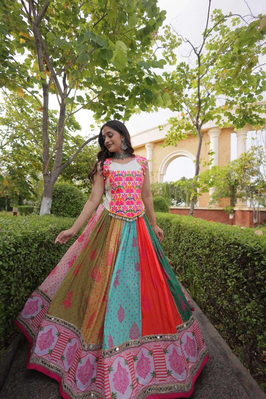 LW 7186 COTTON PRINTED MIRROR WORK DESIGNER NAVRATRI WEAR LEHENGA CHOLI COLLECTION