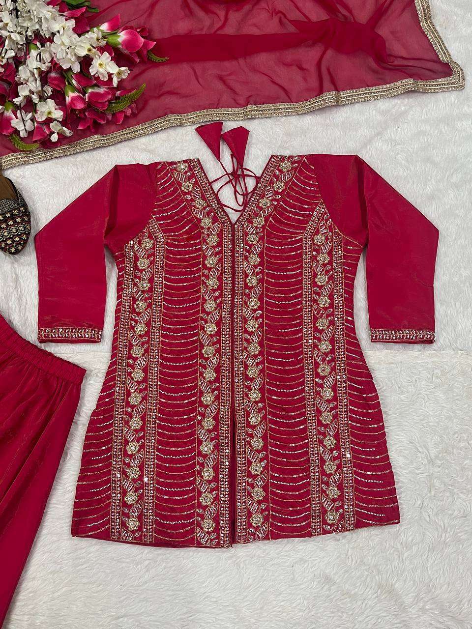 MD 3068 SILK DESIGNER PARTY WEAR LADIES TOP PLAZZO AND DUPATTA SET 