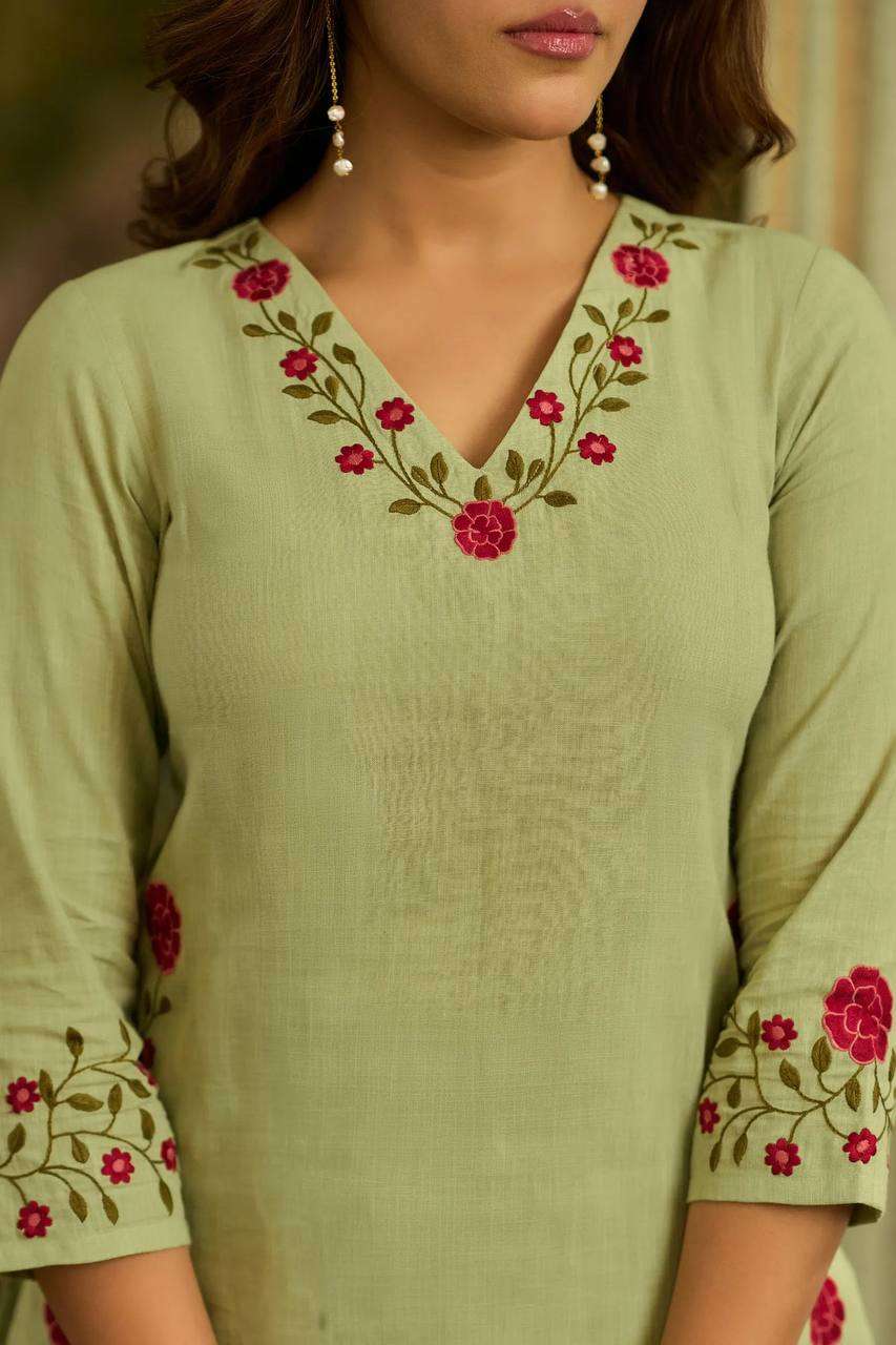 MD 3109 COTTON PREETY WORK LOOK DESIGNER LADIES PARTY WEAR LADIES SUIT