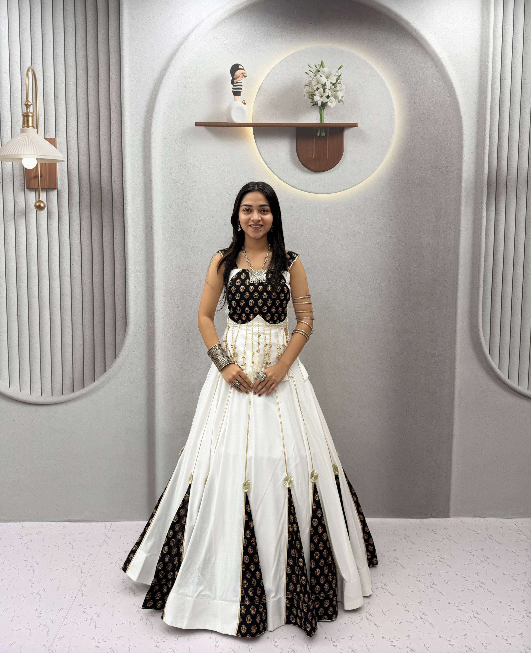 RAM 192 COTTON PREETY LOOKS DESIGNER NAVRATRI WEAR LEHENGA CHOLI COLLECTION