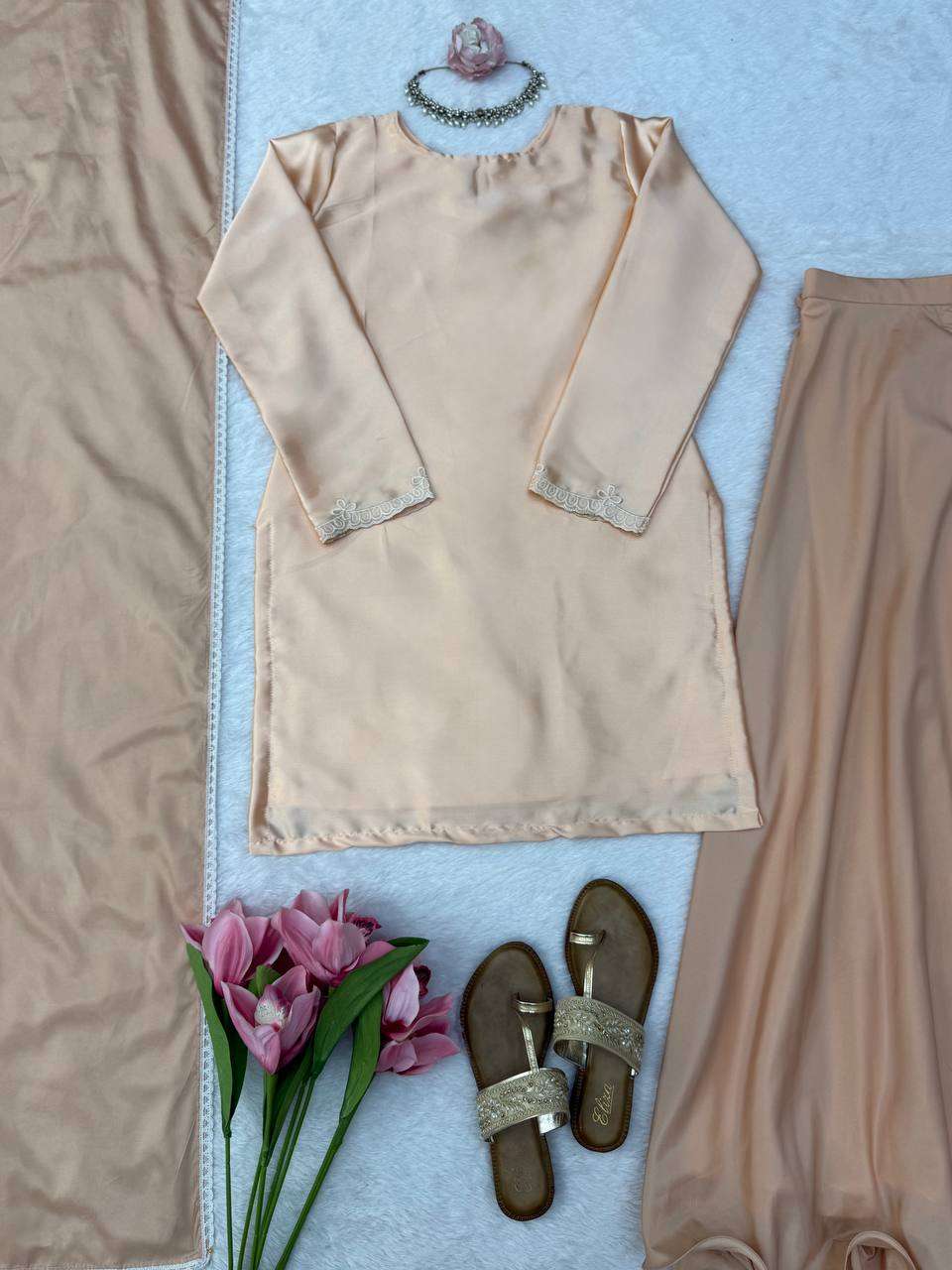 RTC 6080 SATIN BEAUTIFUL DESIGNER LOOK PARTY WEAR LADIES SUIT